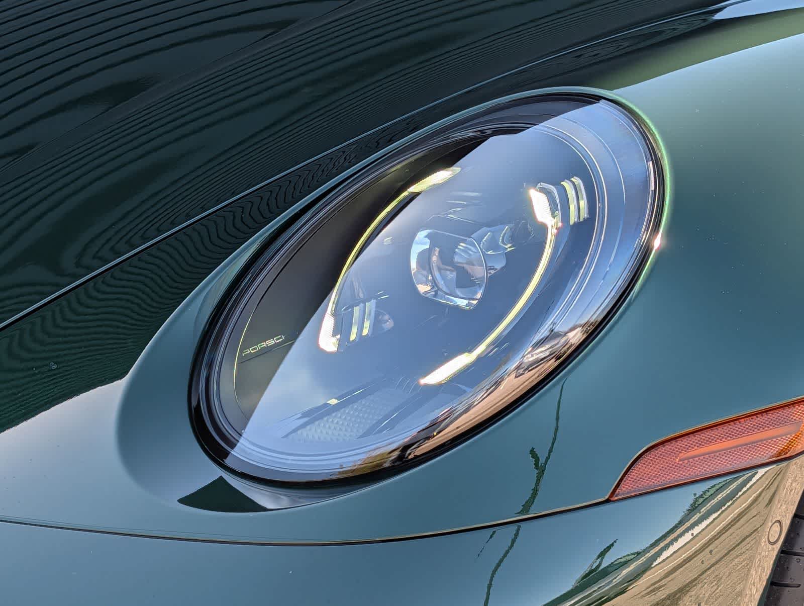 Thumbnail: 2026 Porsche 911 - 6