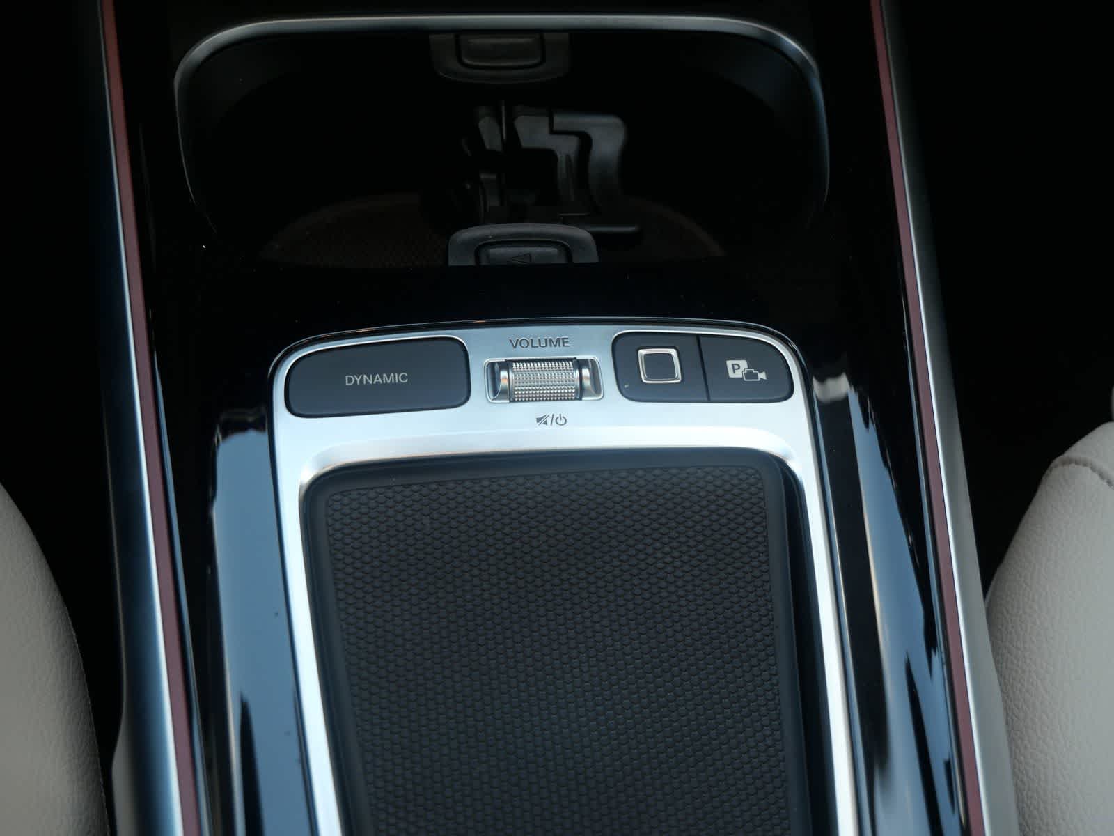 Thumbnail: 2025 Mercedes-Benz EQB - 15