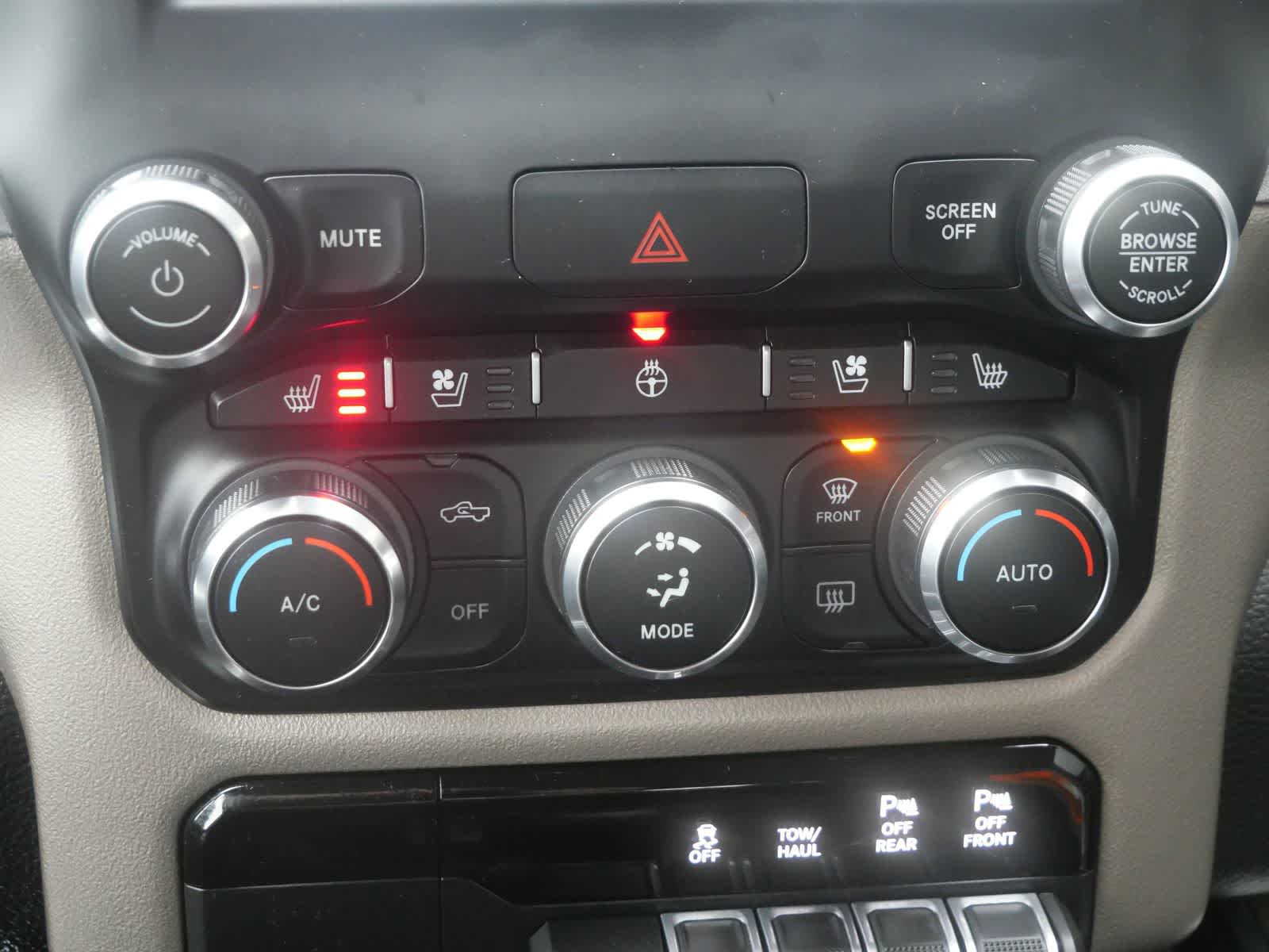 Thumbnail: 2021 RAM 1500 - 22