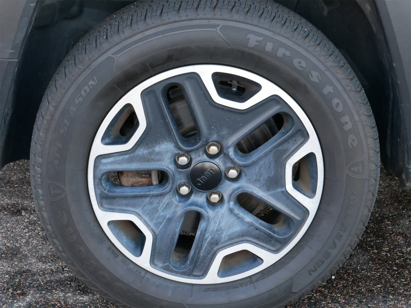 Thumbnail: 2016 Jeep Renegade - 20