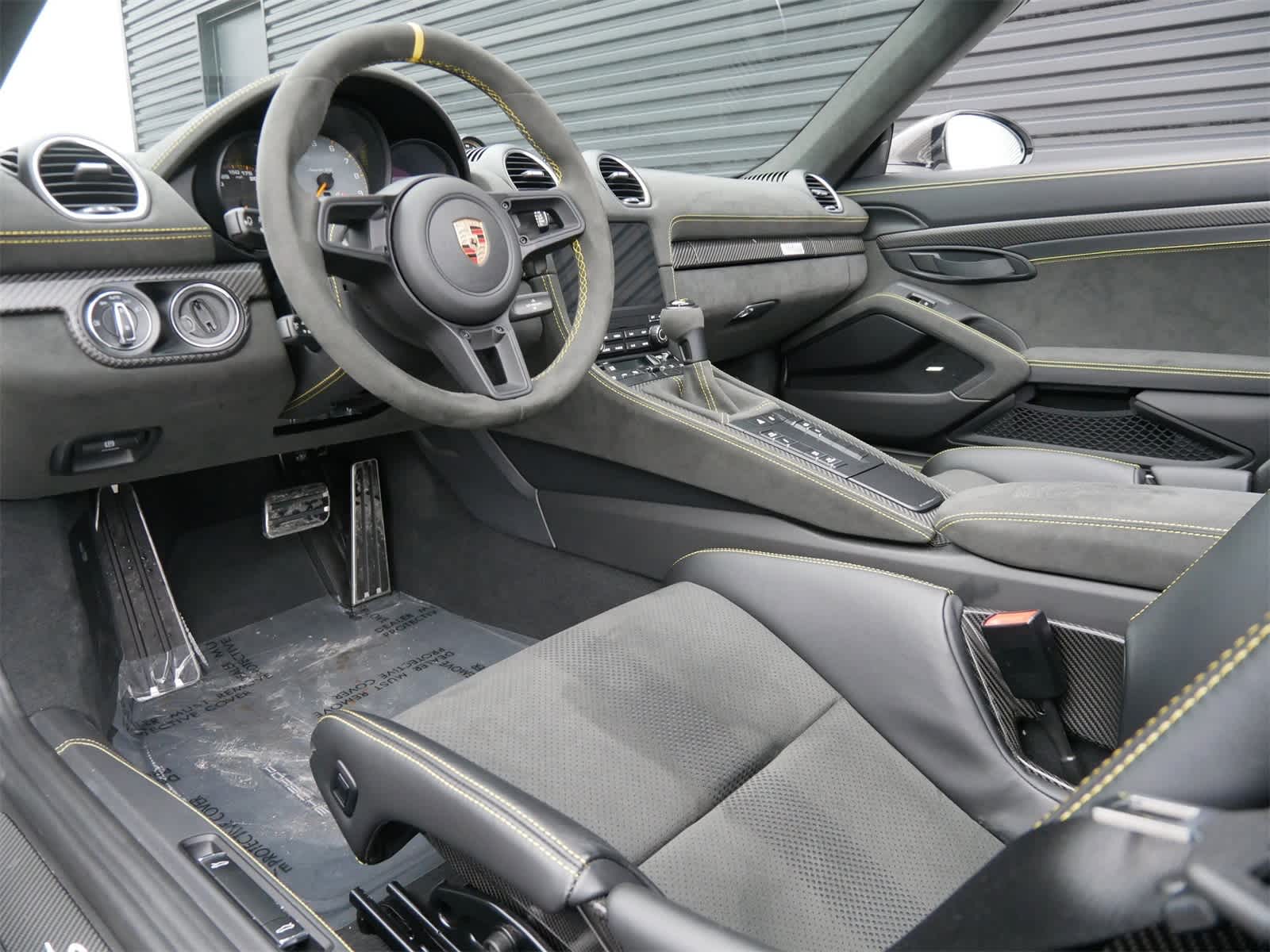 Thumbnail: 2025 Porsche  - 4