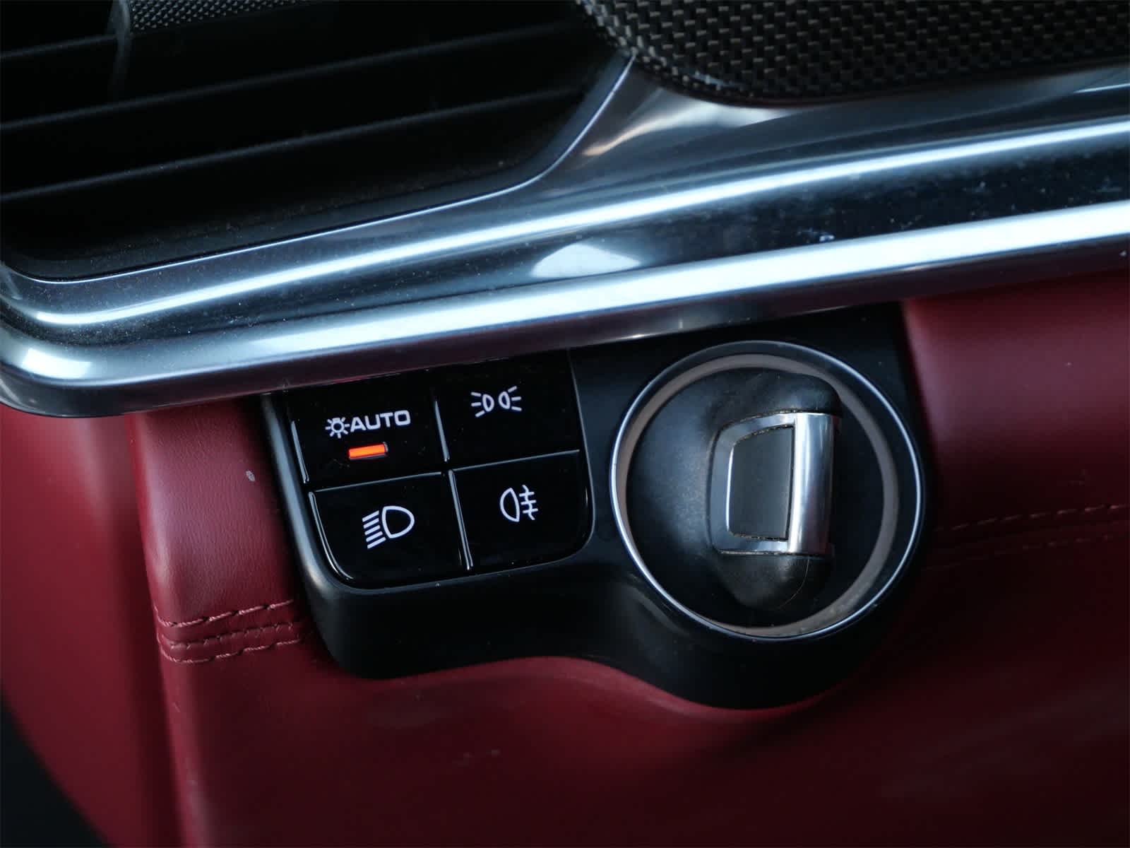 Thumbnail: 2020 Porsche Panamera - 11