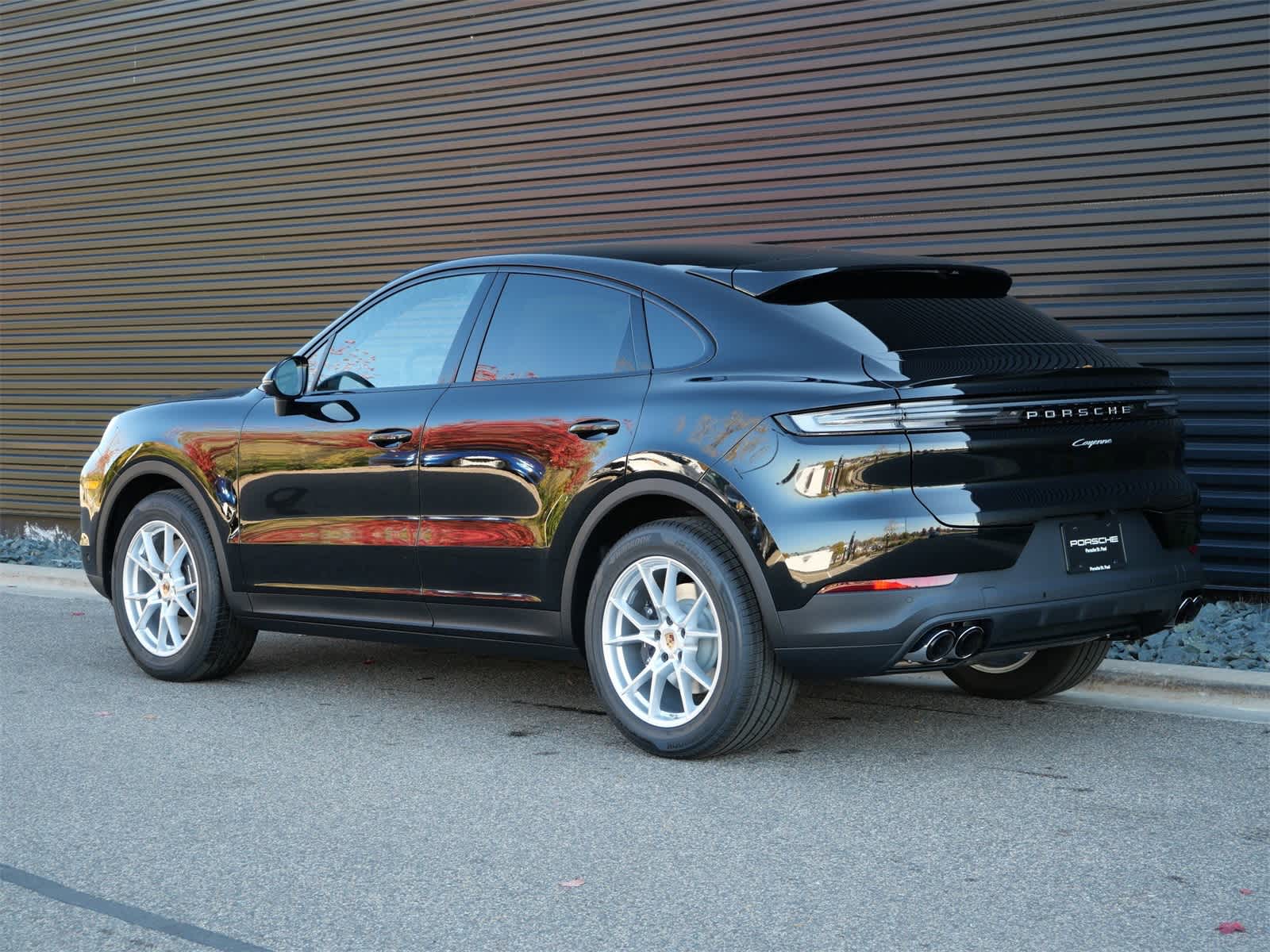 Thumbnail: 2026 Porsche Cayenne - 3