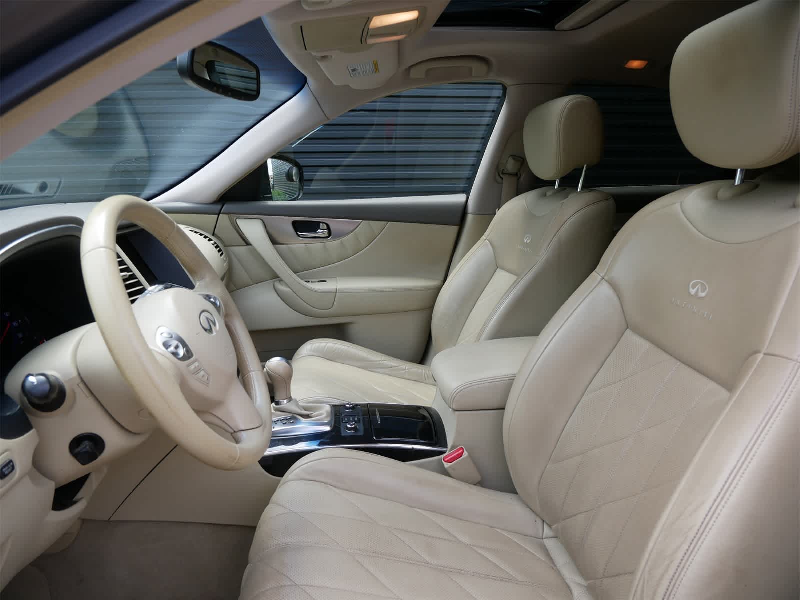 Thumbnail: 2010 INFINITI FX35 - 5