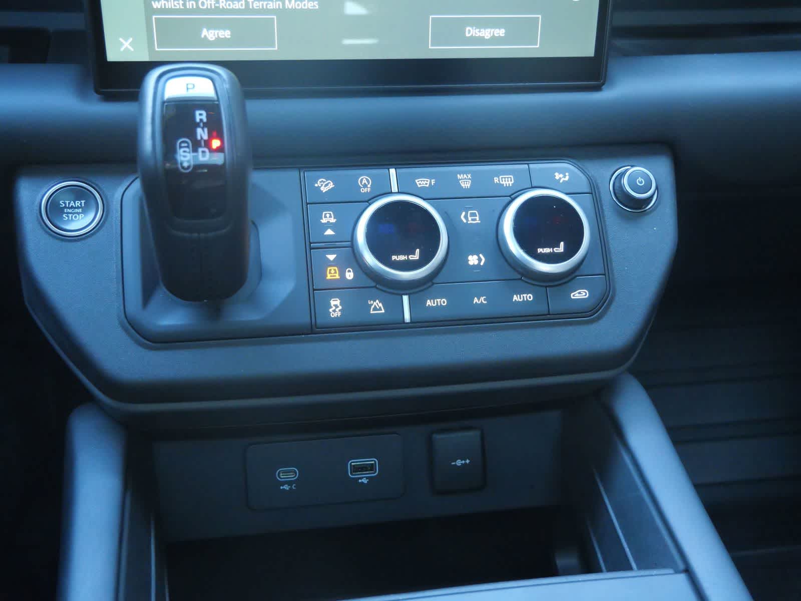 Thumbnail: 2024 Land Rover Defender - 16