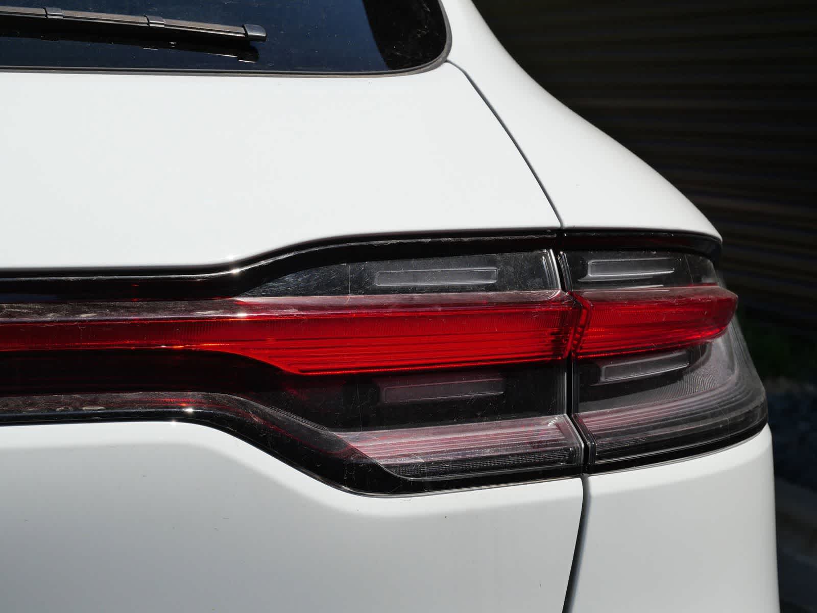 Thumbnail: 2025 Porsche Macan - 8