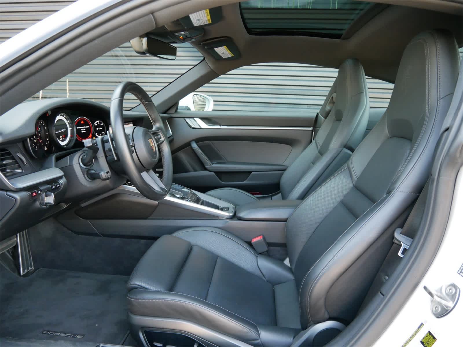 Thumbnail: 2020 Porsche 911 - 5