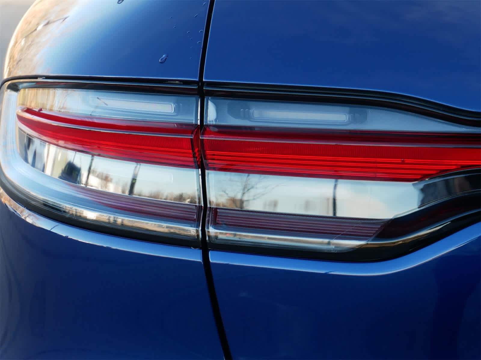 Thumbnail: 2026 Porsche Macan - 9