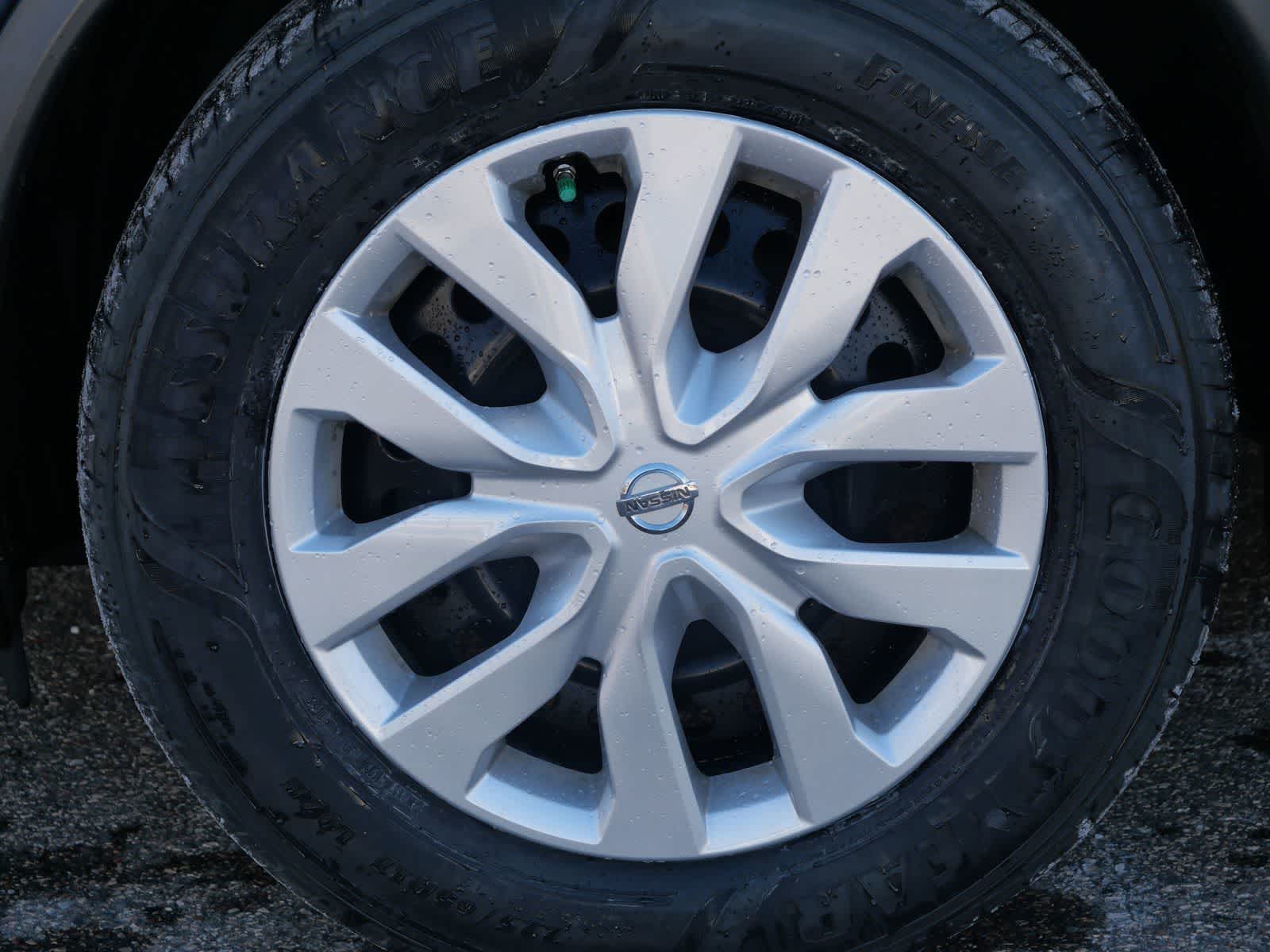 Thumbnail: 2016 Nissan Rogue - 7