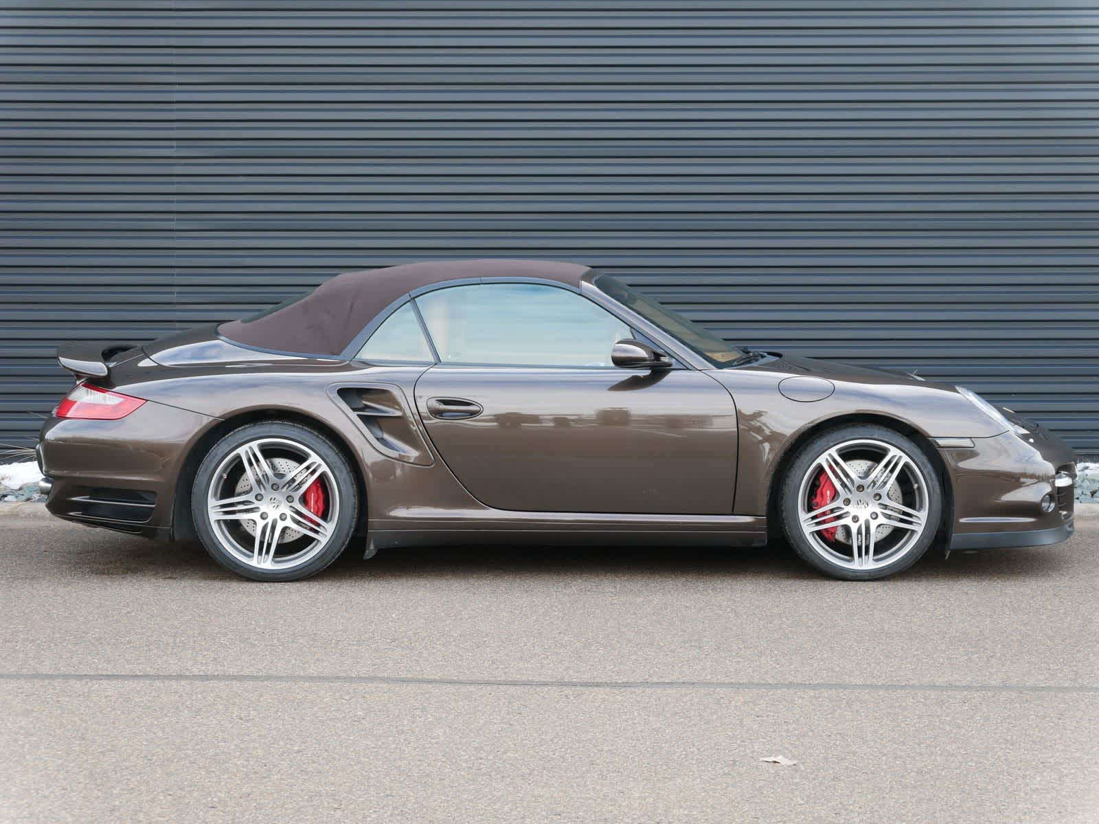 Thumbnail: 2009 Porsche 911 - 28
