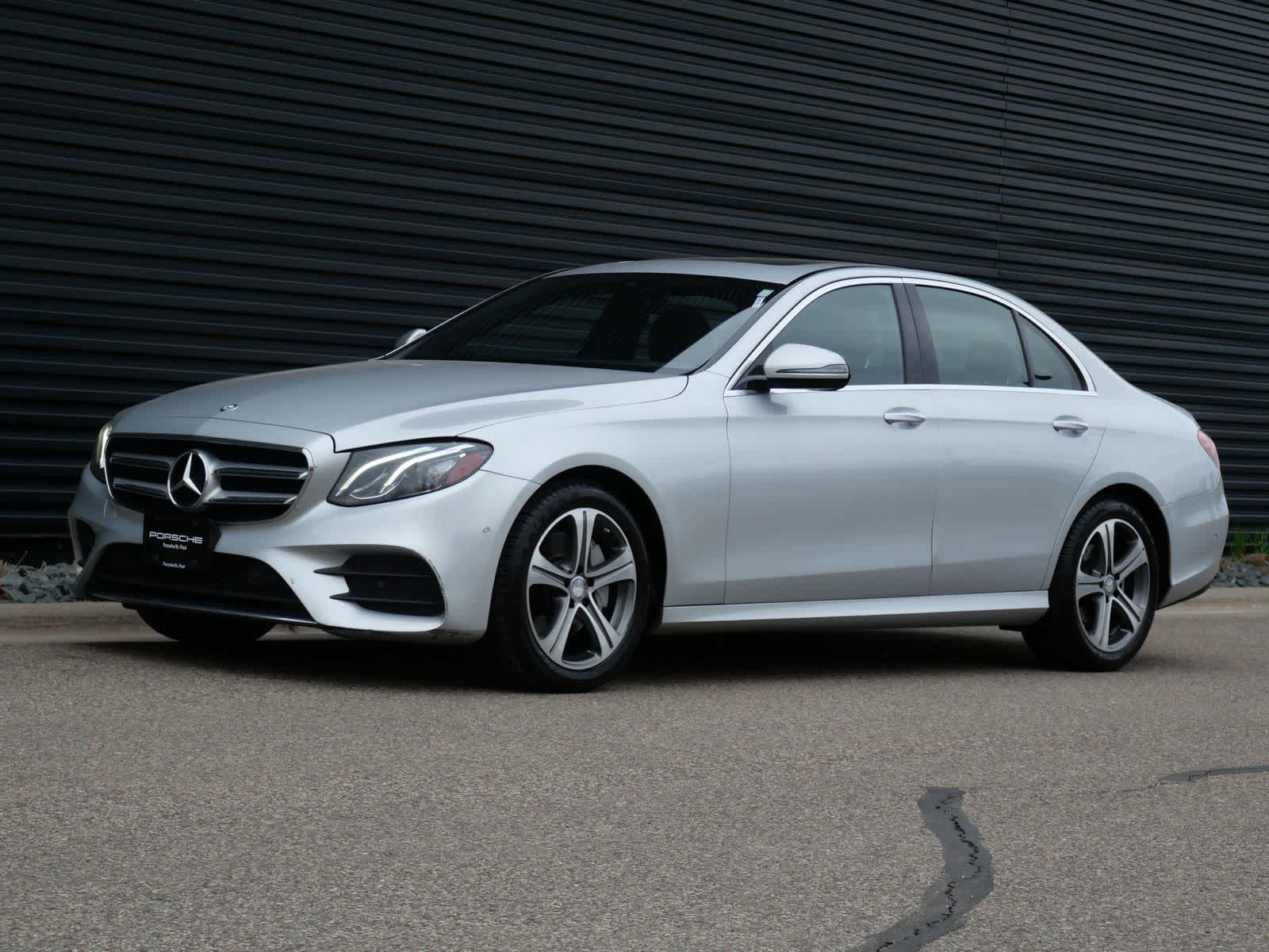 Thumbnail: 2017 Mercedes-Benz E-Class - 1