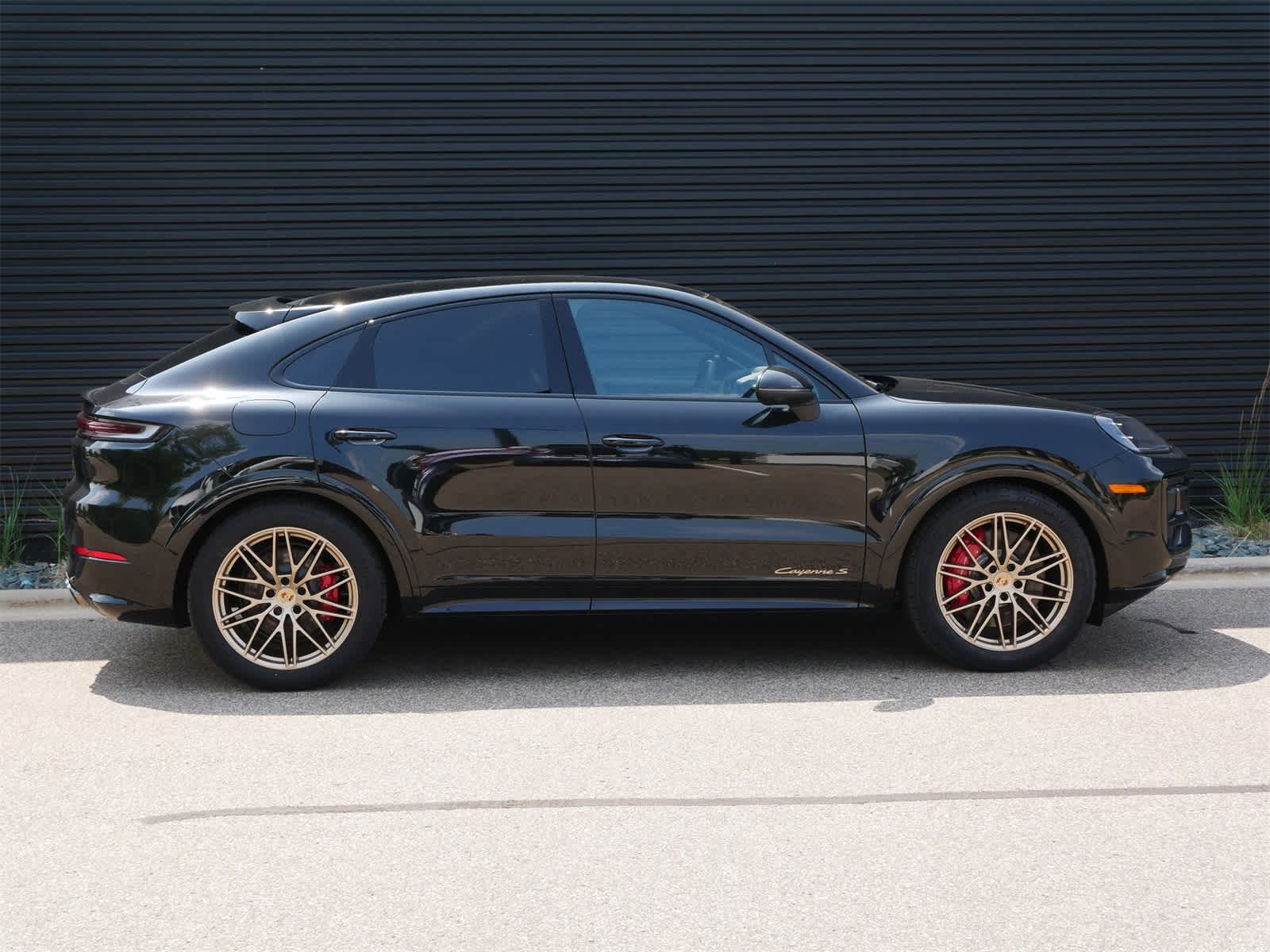 Thumbnail: 2025 Porsche Cayenne - 23