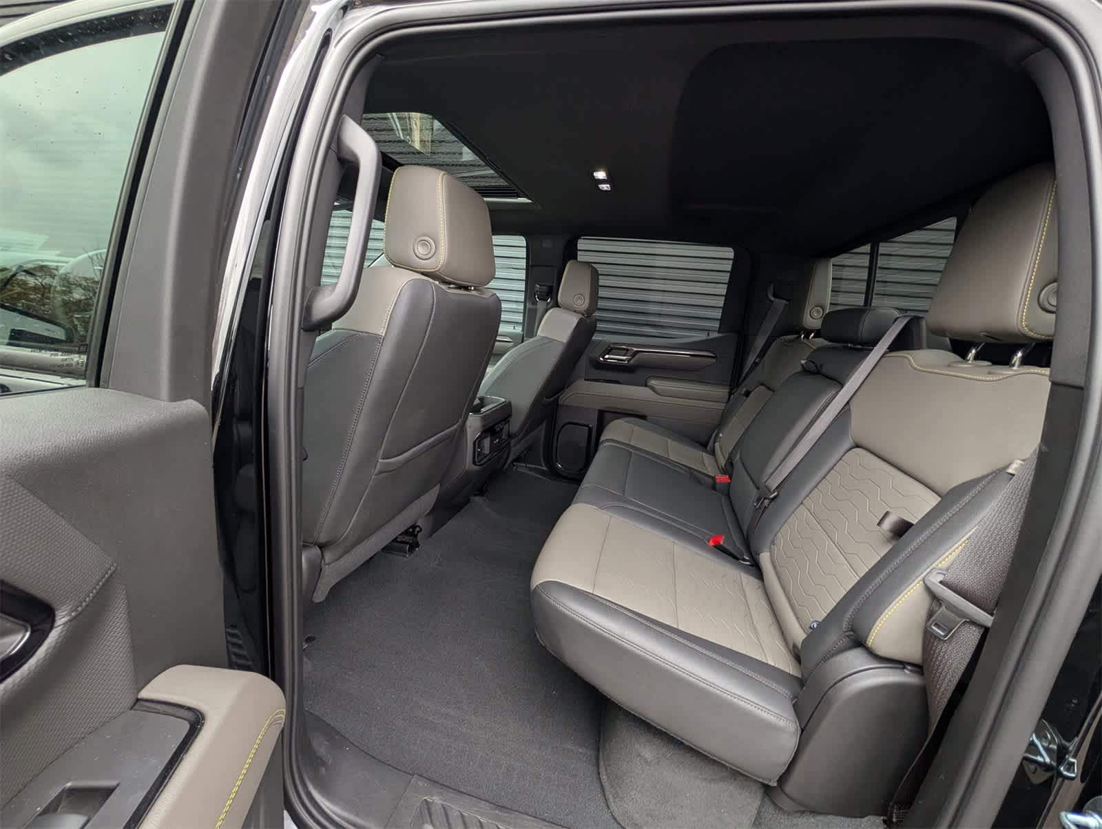 Thumbnail: 2023 Chevrolet Silverado 1500 - 6