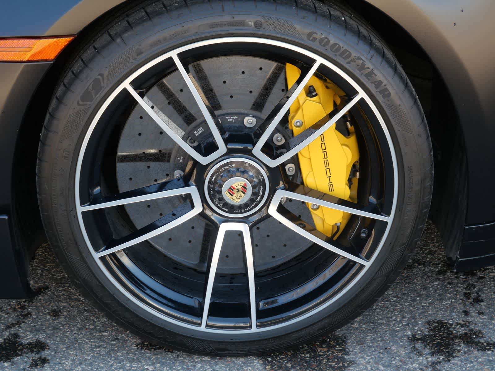 Thumbnail: 2021 Porsche 911 - 7