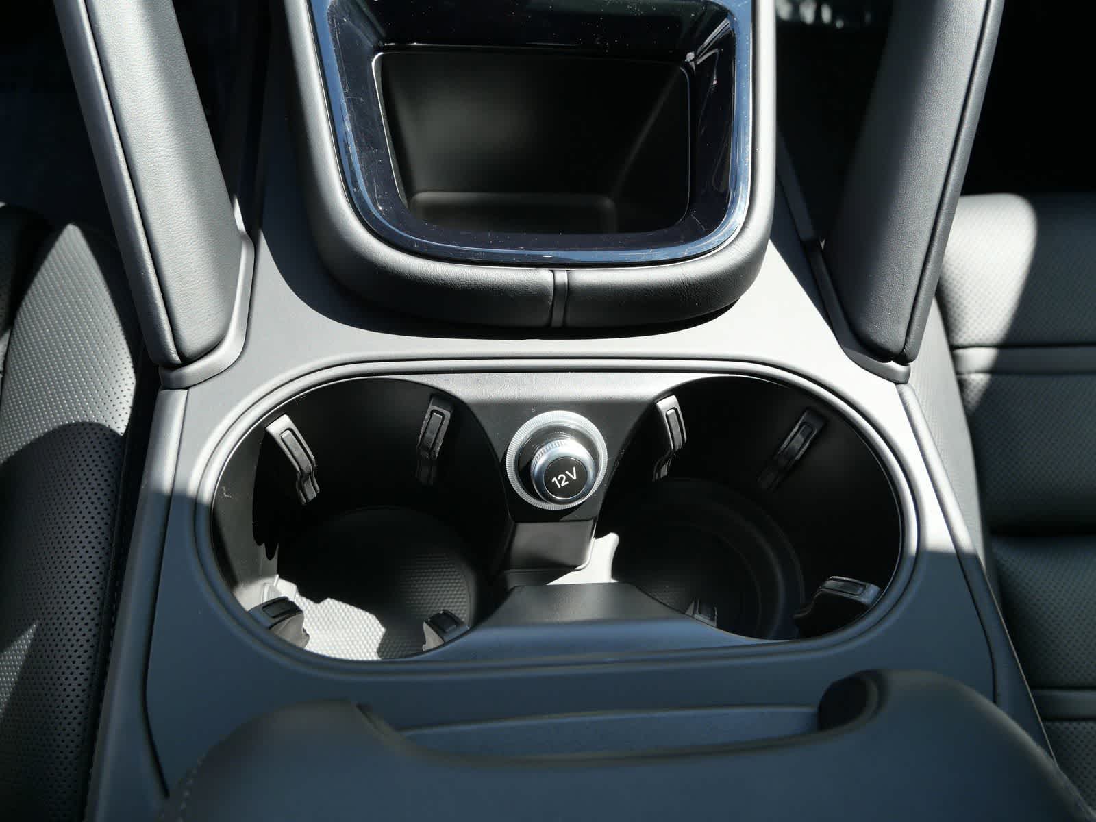 Thumbnail: 2026 Porsche Cayenne - 20