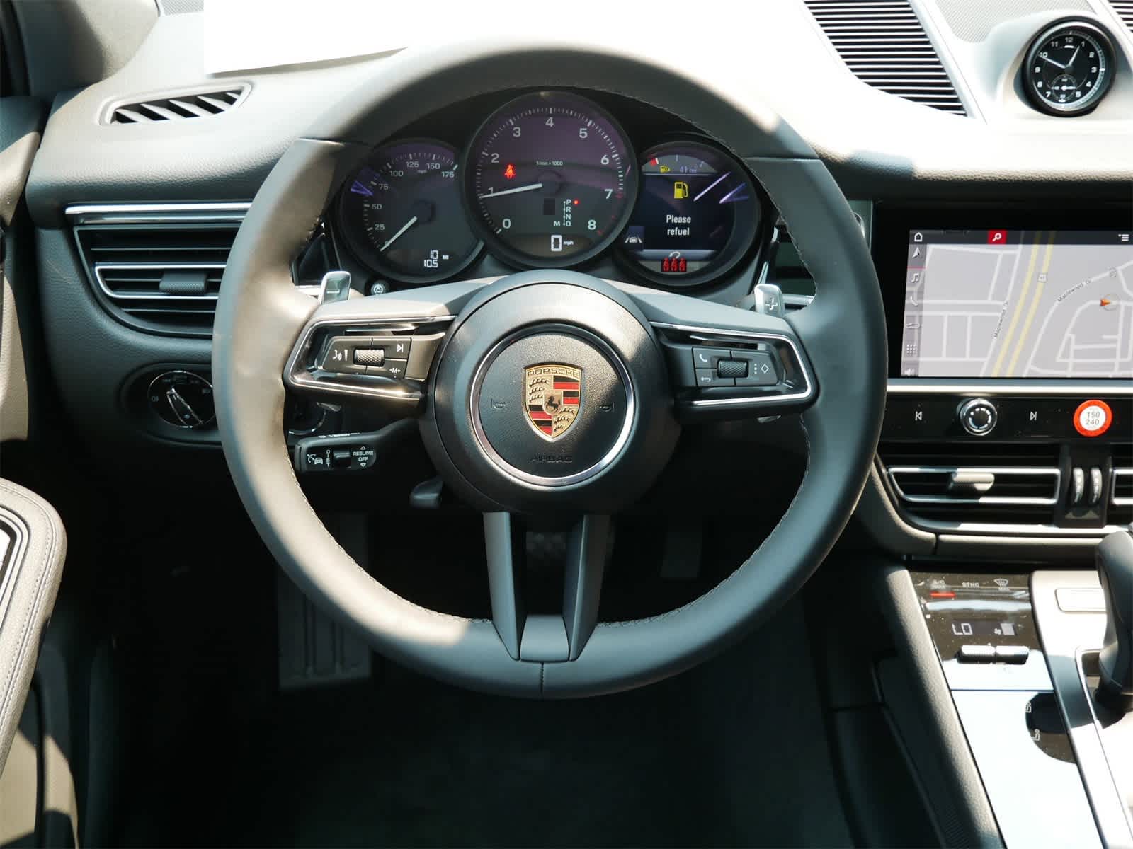 Thumbnail: 2025 Porsche Macan - 11