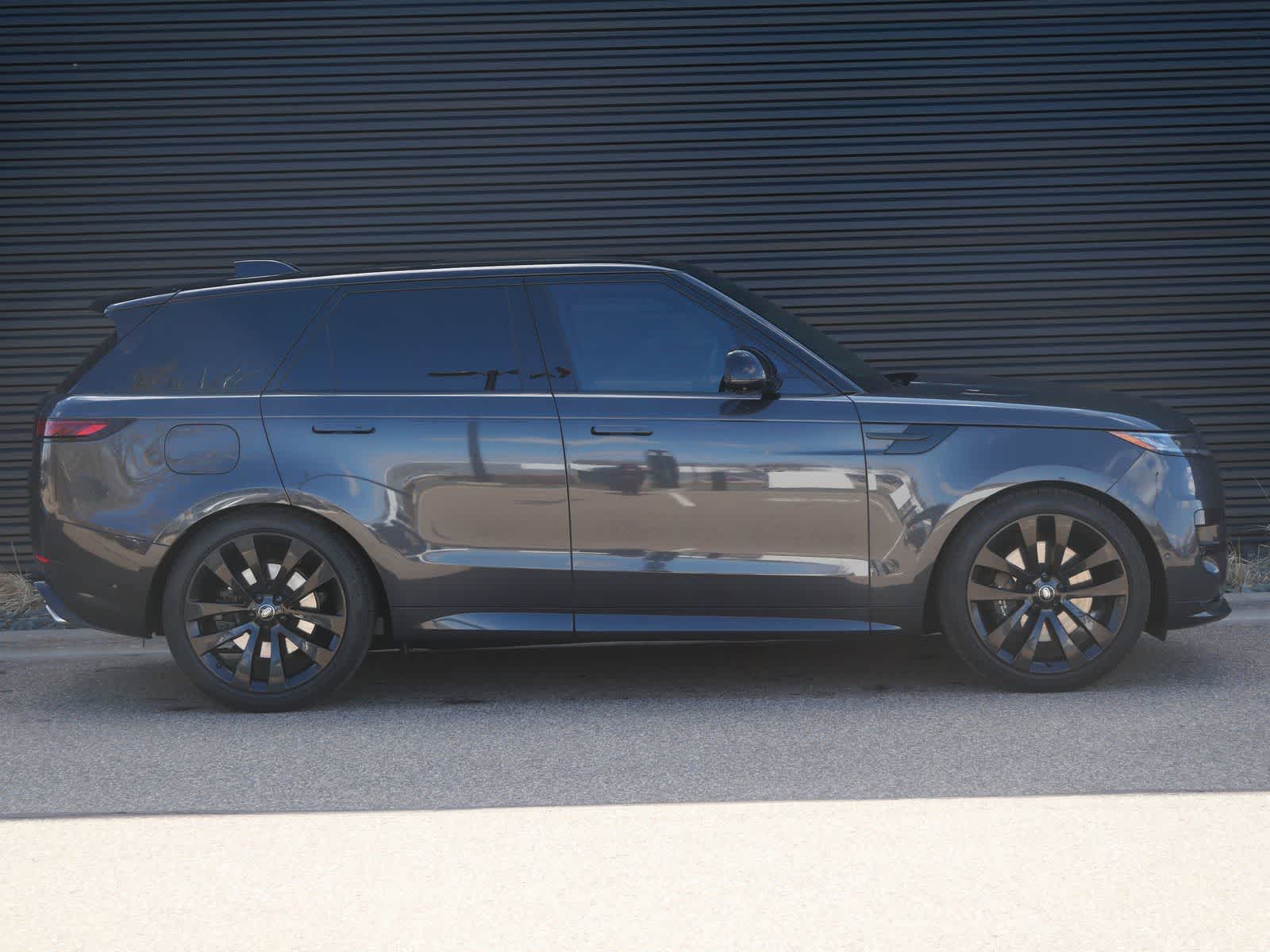 Thumbnail: 2025 Land Rover Range Rover Sport - 26
