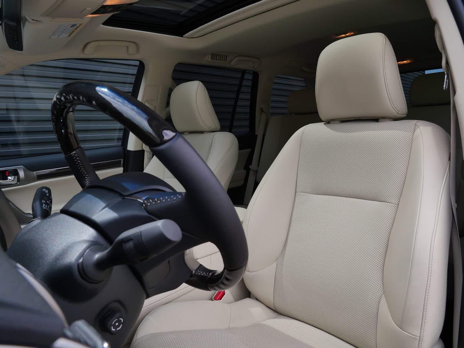 Thumbnail: 2023 Lexus GX - 5