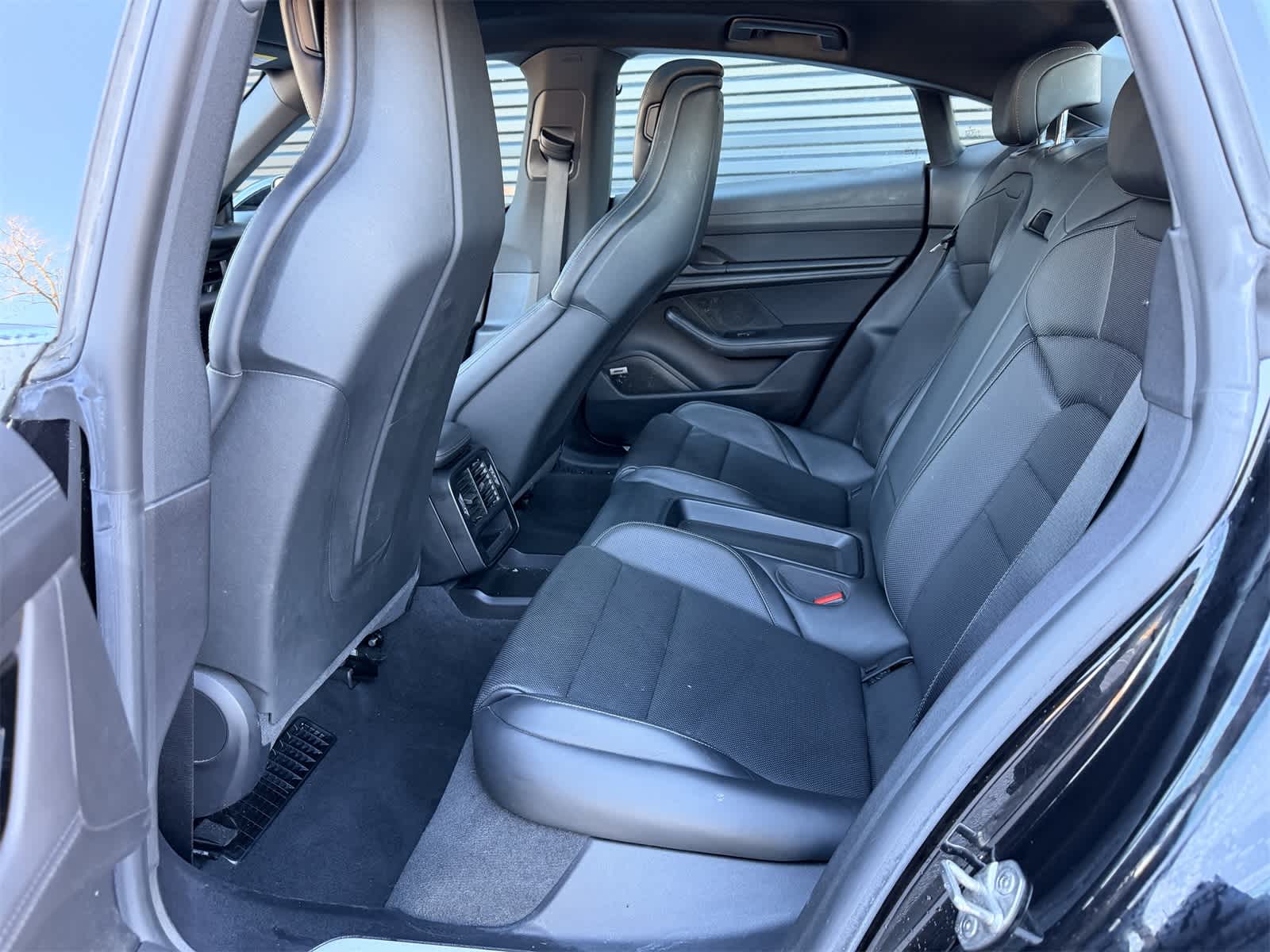 Thumbnail: 2021 Porsche Taycan - 8