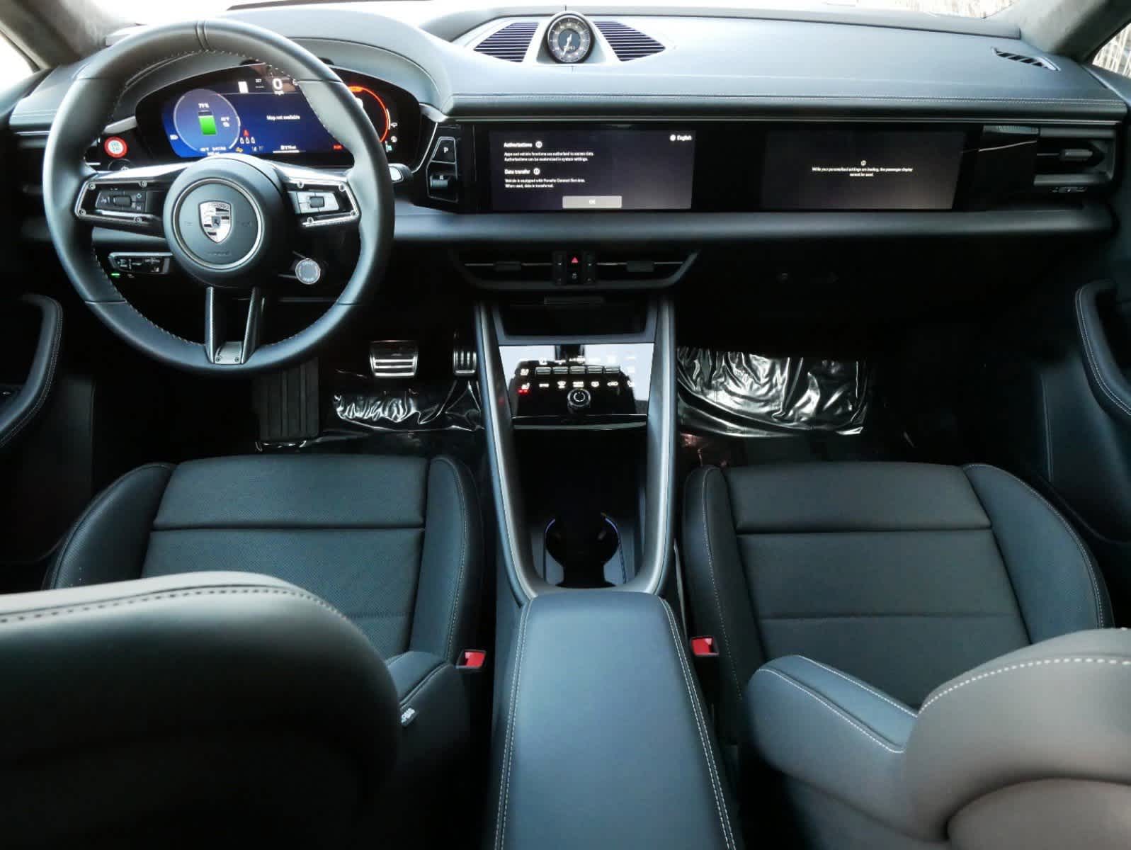 Thumbnail: 2024 Porsche Macan - 12