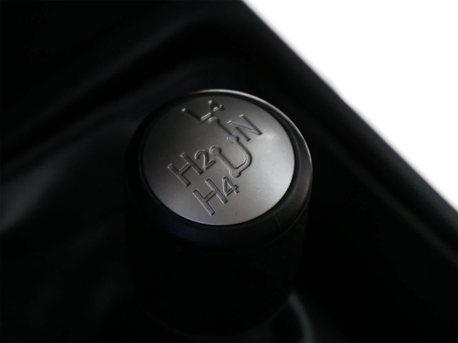 Thumbnail: 2007 Toyota FJ Cruiser - 16