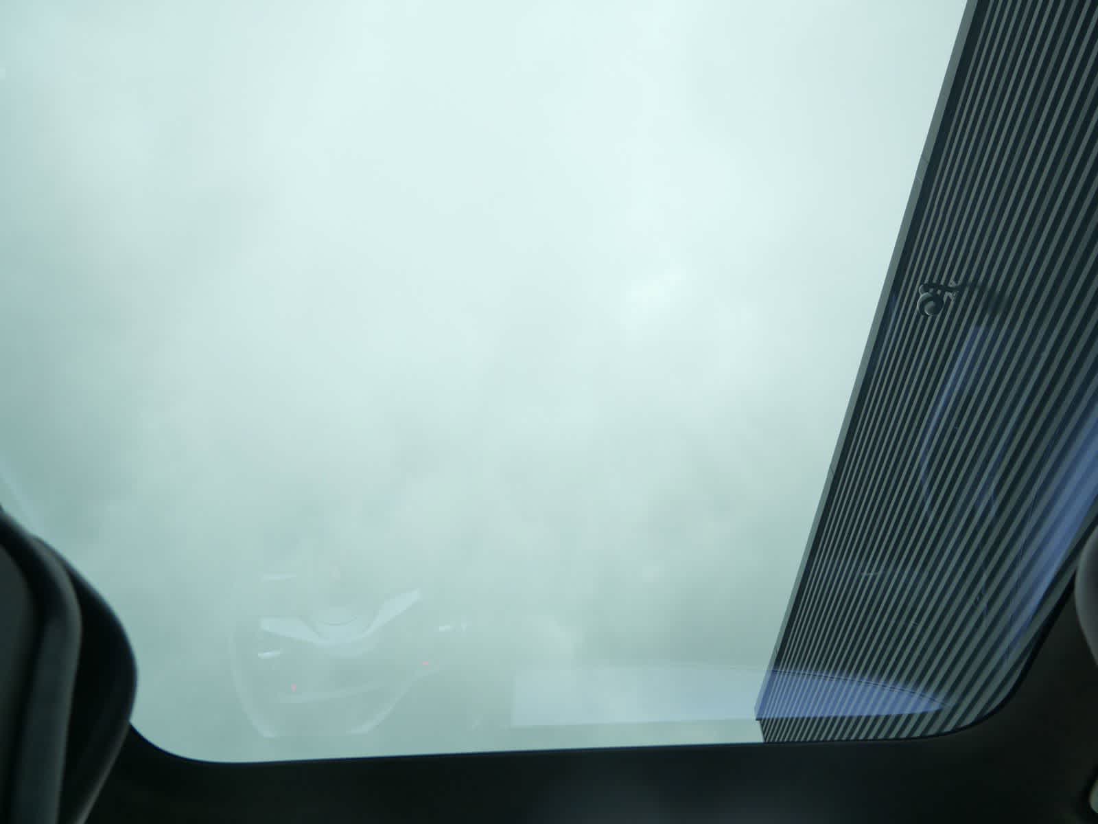 Thumbnail: 2022 Porsche Taycan - 14