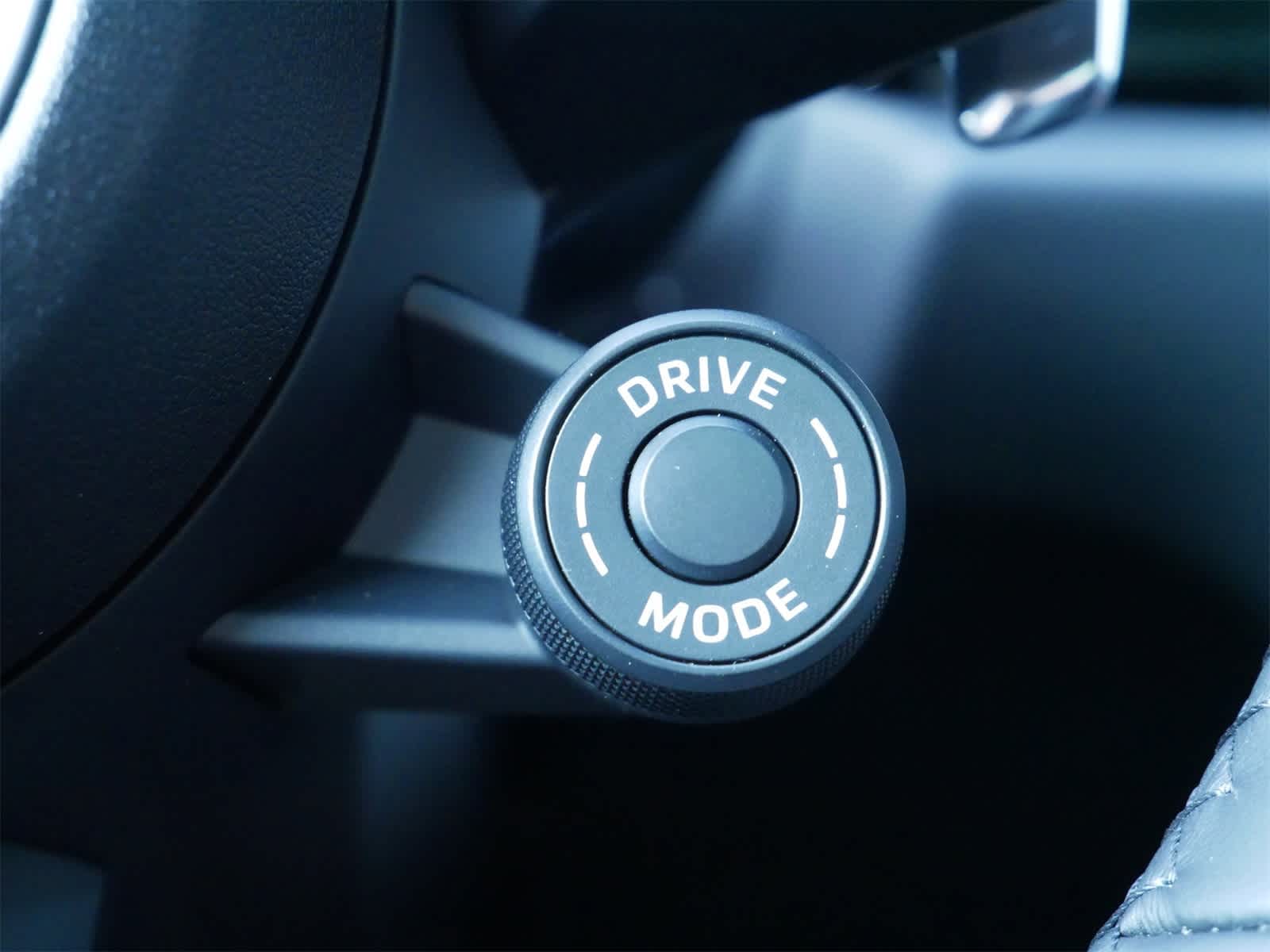 Thumbnail: 2025 Porsche Macan - 18