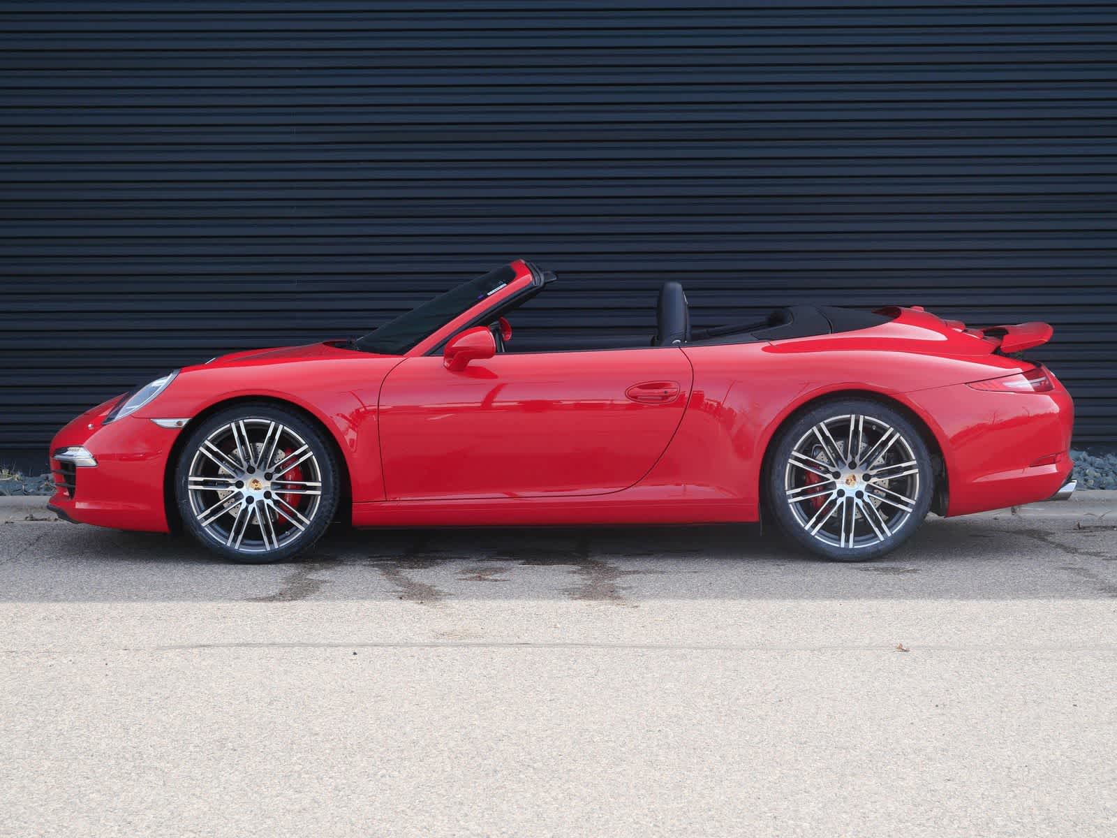 Thumbnail: 2014 Porsche 911 - 2