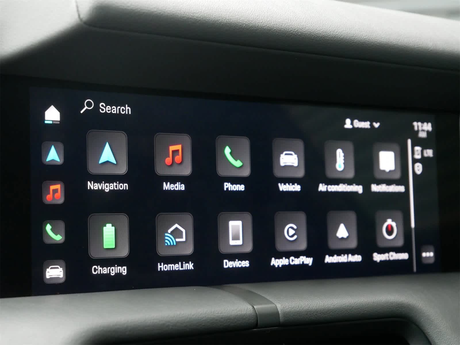 Thumbnail: 2021 Porsche Taycan - 23