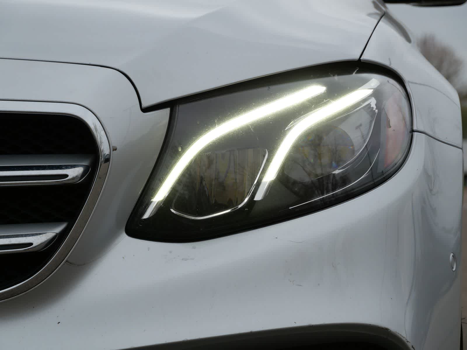 Thumbnail: 2017 Mercedes-Benz E-Class - 6