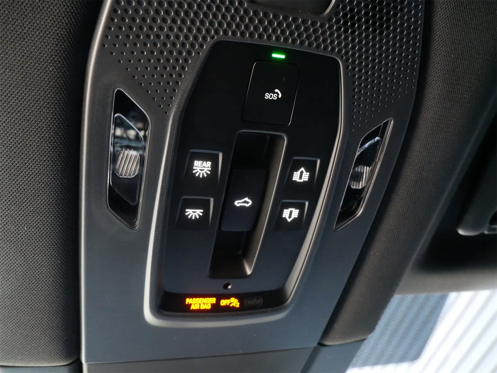 Thumbnail: 2025 Porsche Macan - 18