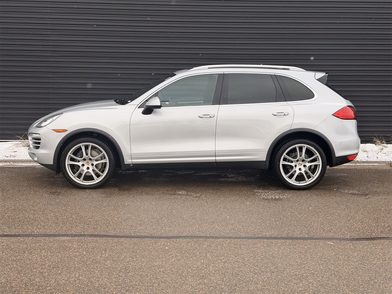 Thumbnail: 2014 Porsche Cayenne - 2