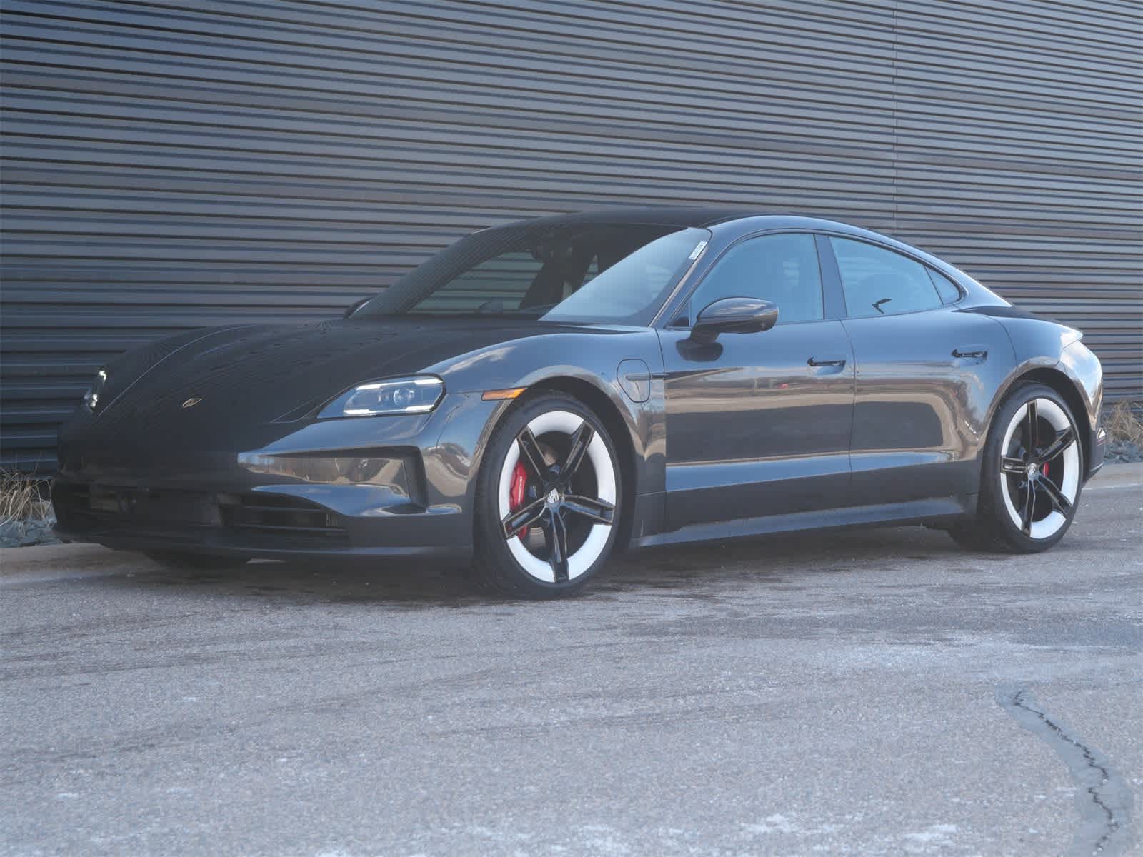 Thumbnail: 2025 Porsche Taycan - 1