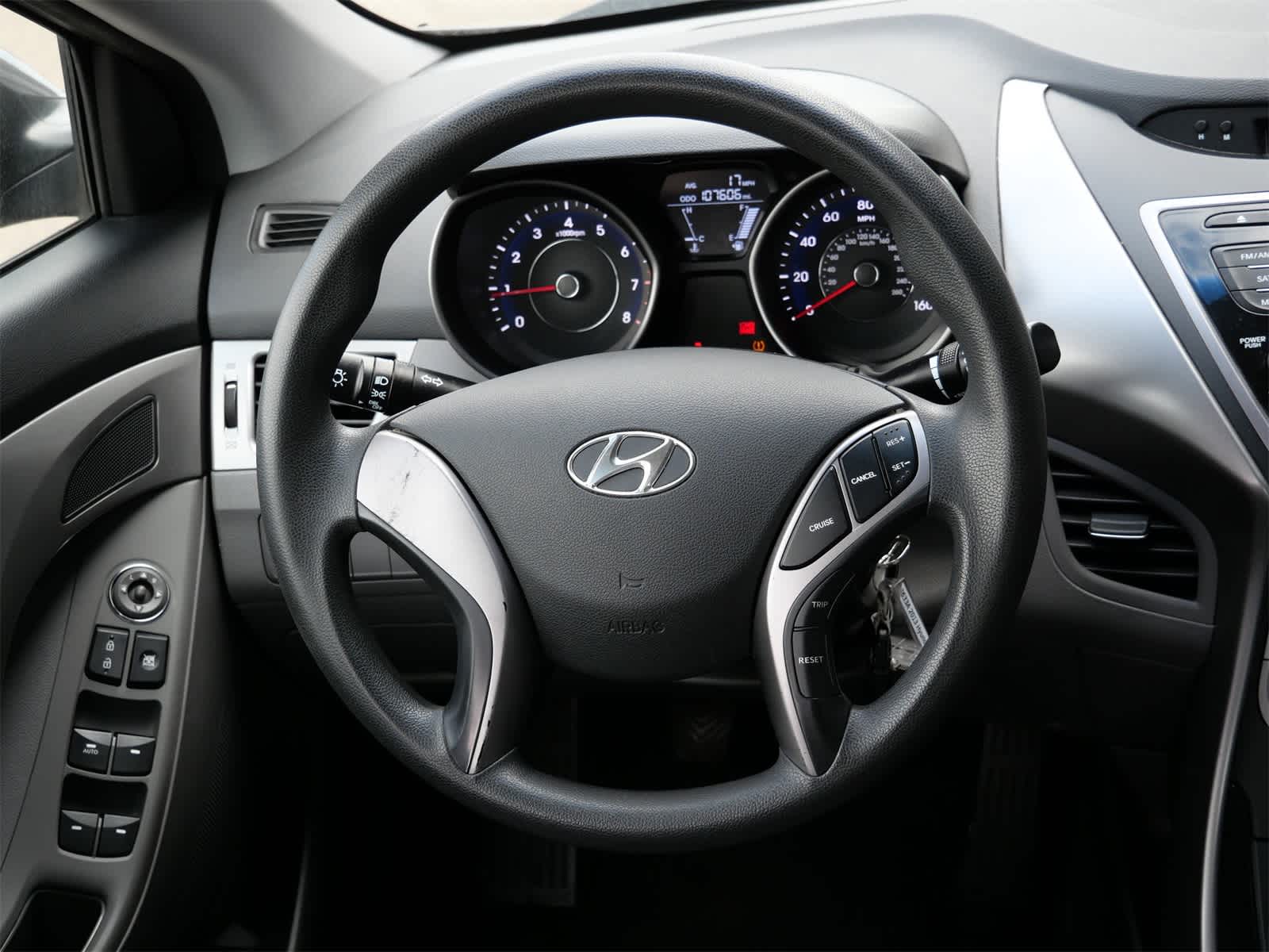 Thumbnail: 2013 Hyundai Elantra - 9