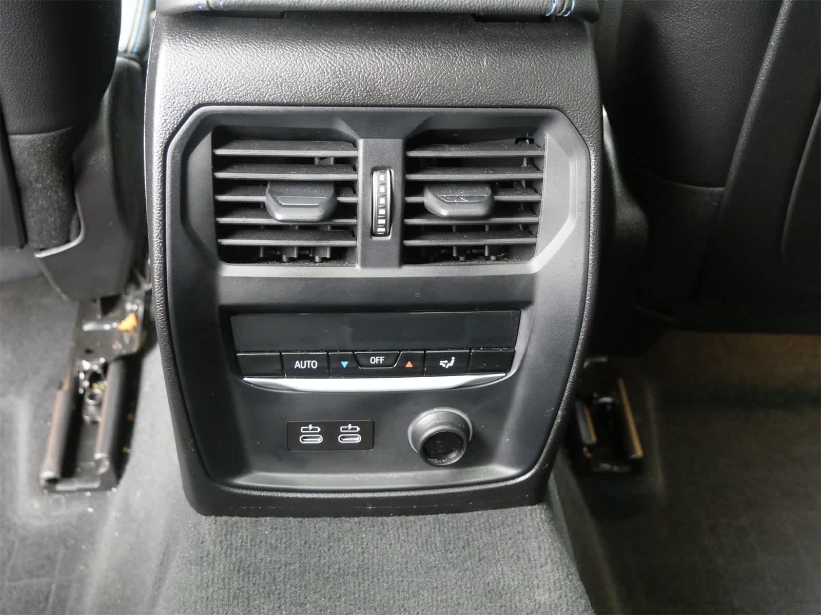 Thumbnail: 2020 BMW 3 Series - 13