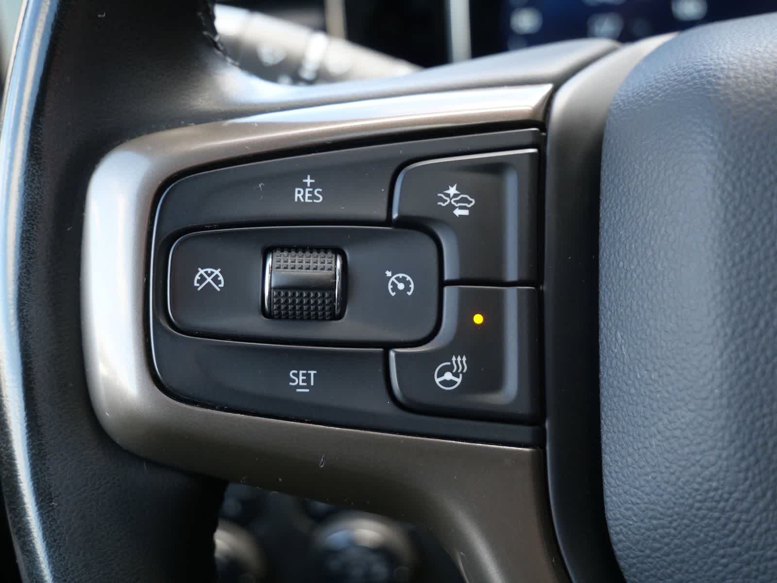 Thumbnail: 2024 Chevrolet Silverado 3500 - 16