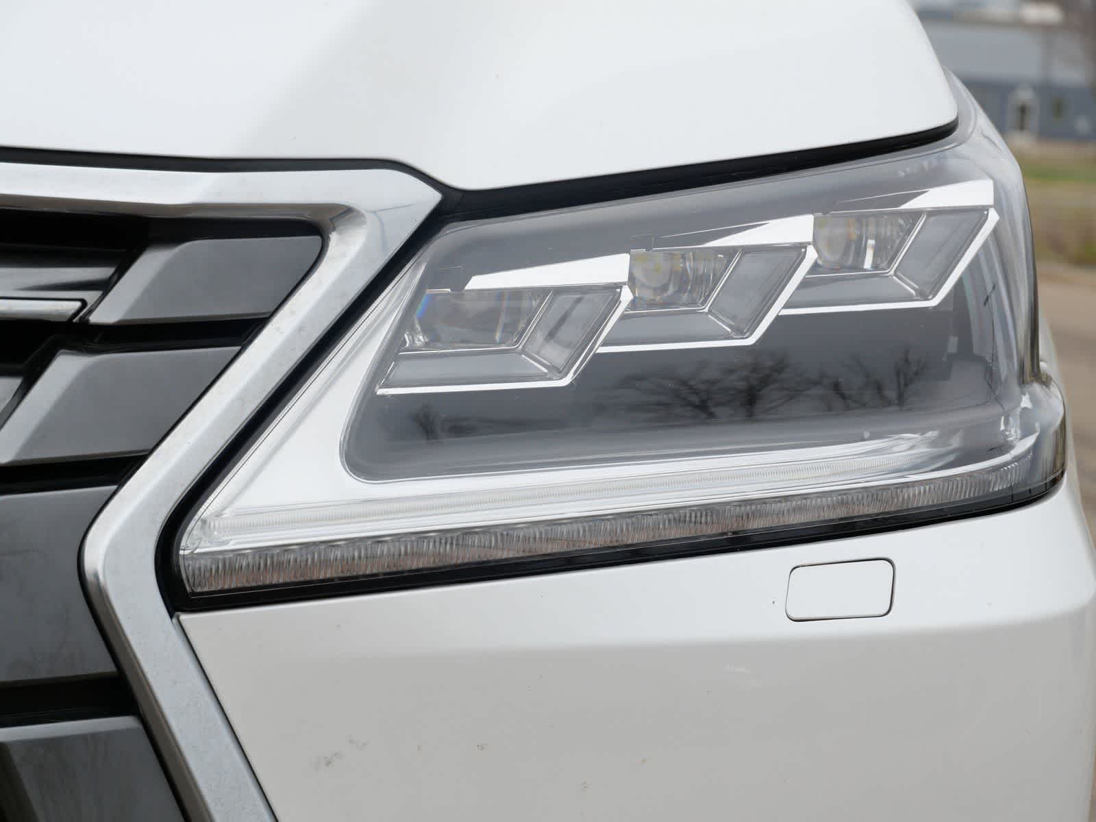 Thumbnail: 2021 Lexus LX - 6