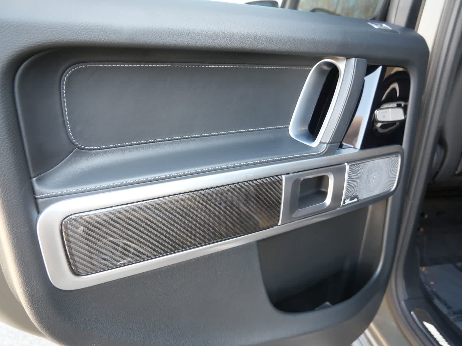 Thumbnail: 2022 Mercedes-Benz G-Class - 16