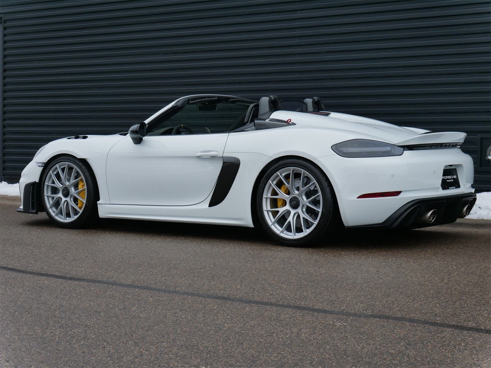 Thumbnail: 2025 Porsche  - 3