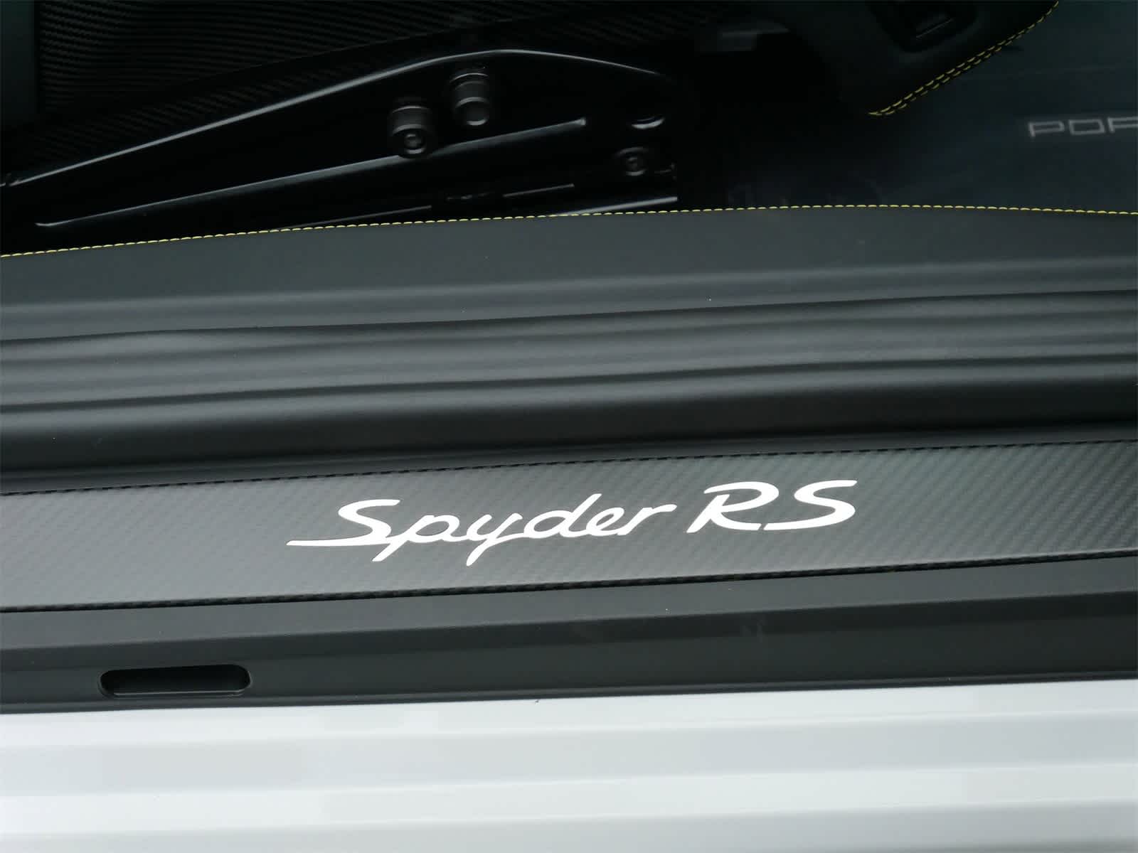 Thumbnail: 2025 Porsche  - 25