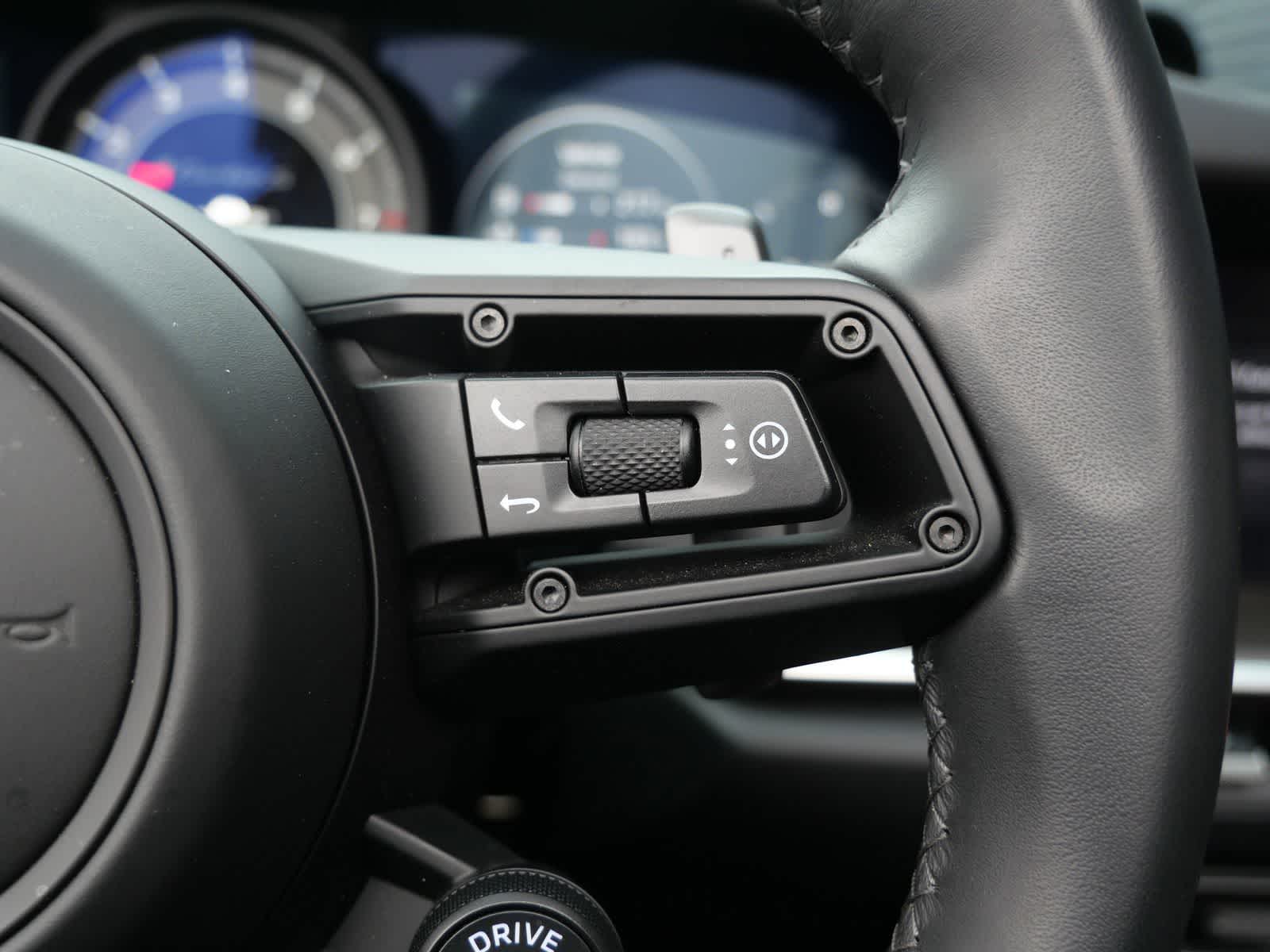 Thumbnail: 2024 Porsche 911 - 13