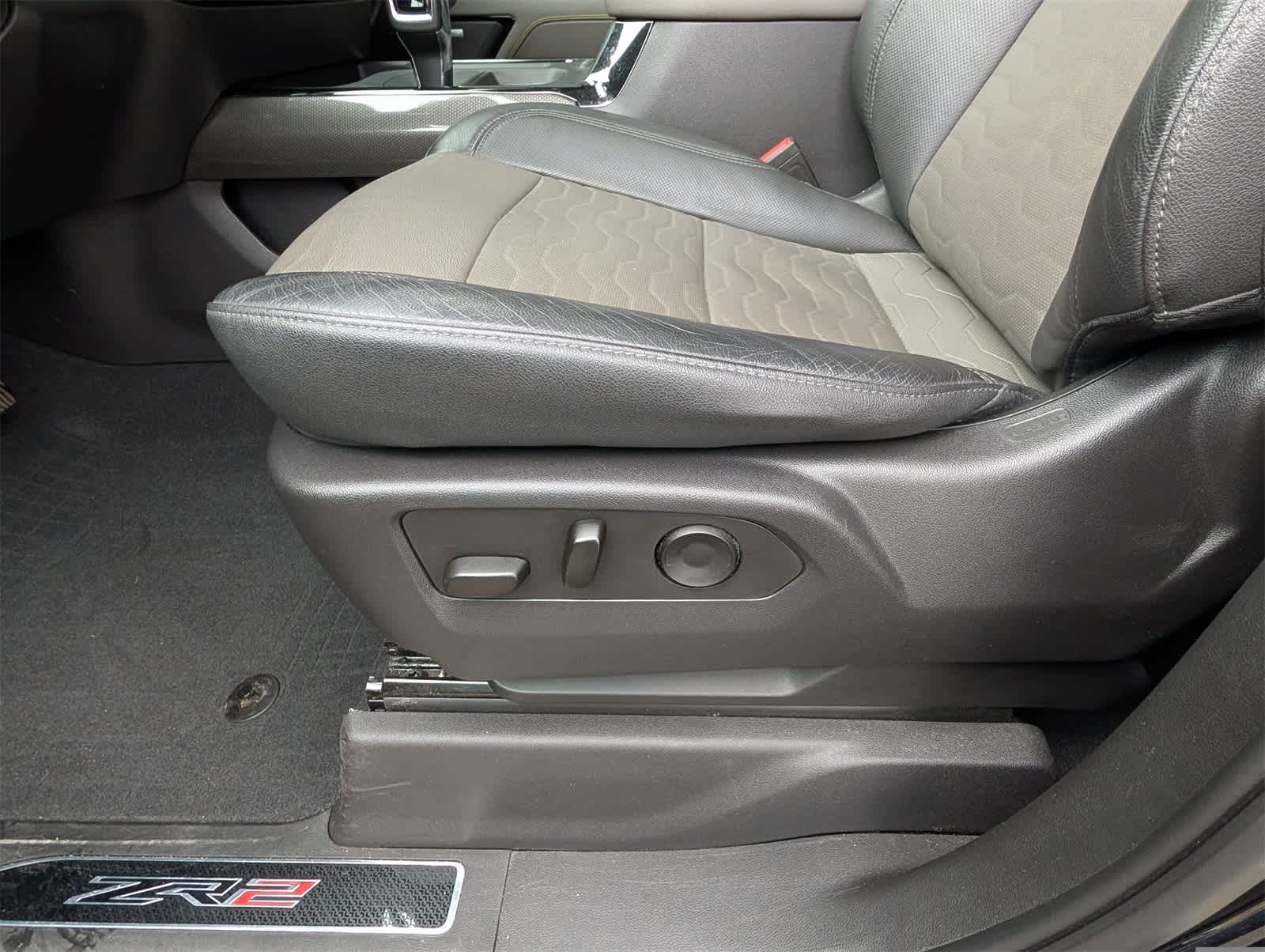 Thumbnail: 2023 Chevrolet Silverado 1500 - 14