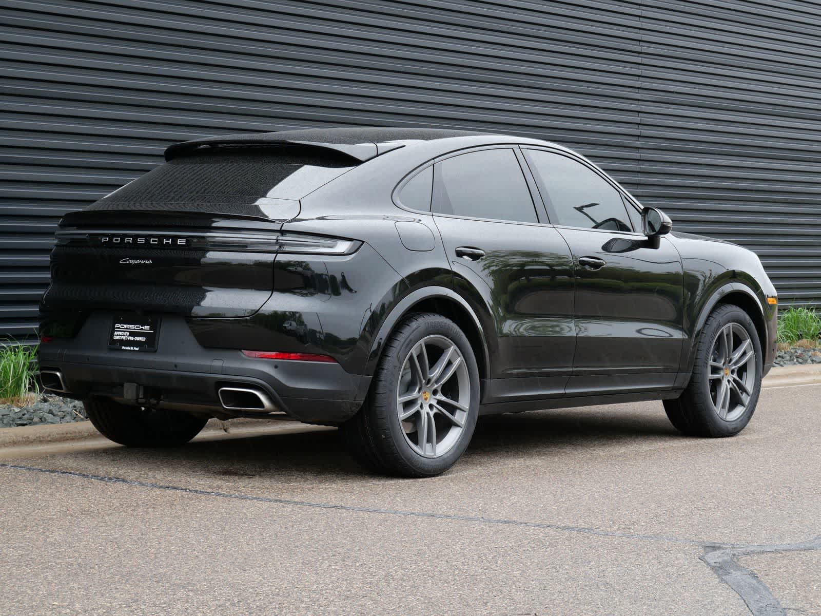 Thumbnail: 2024 Porsche Cayenne - 24