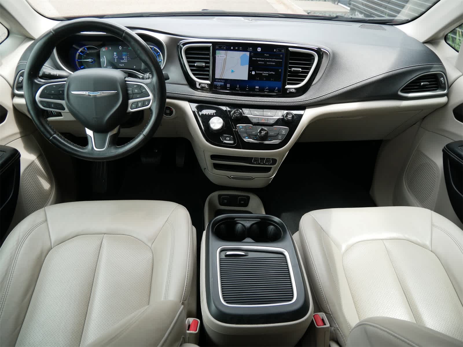 Thumbnail: 2021 Chrysler Pacifica - 9