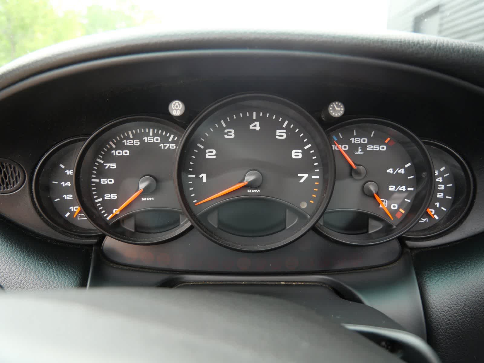 Thumbnail: 2000 Porsche 911 - 25