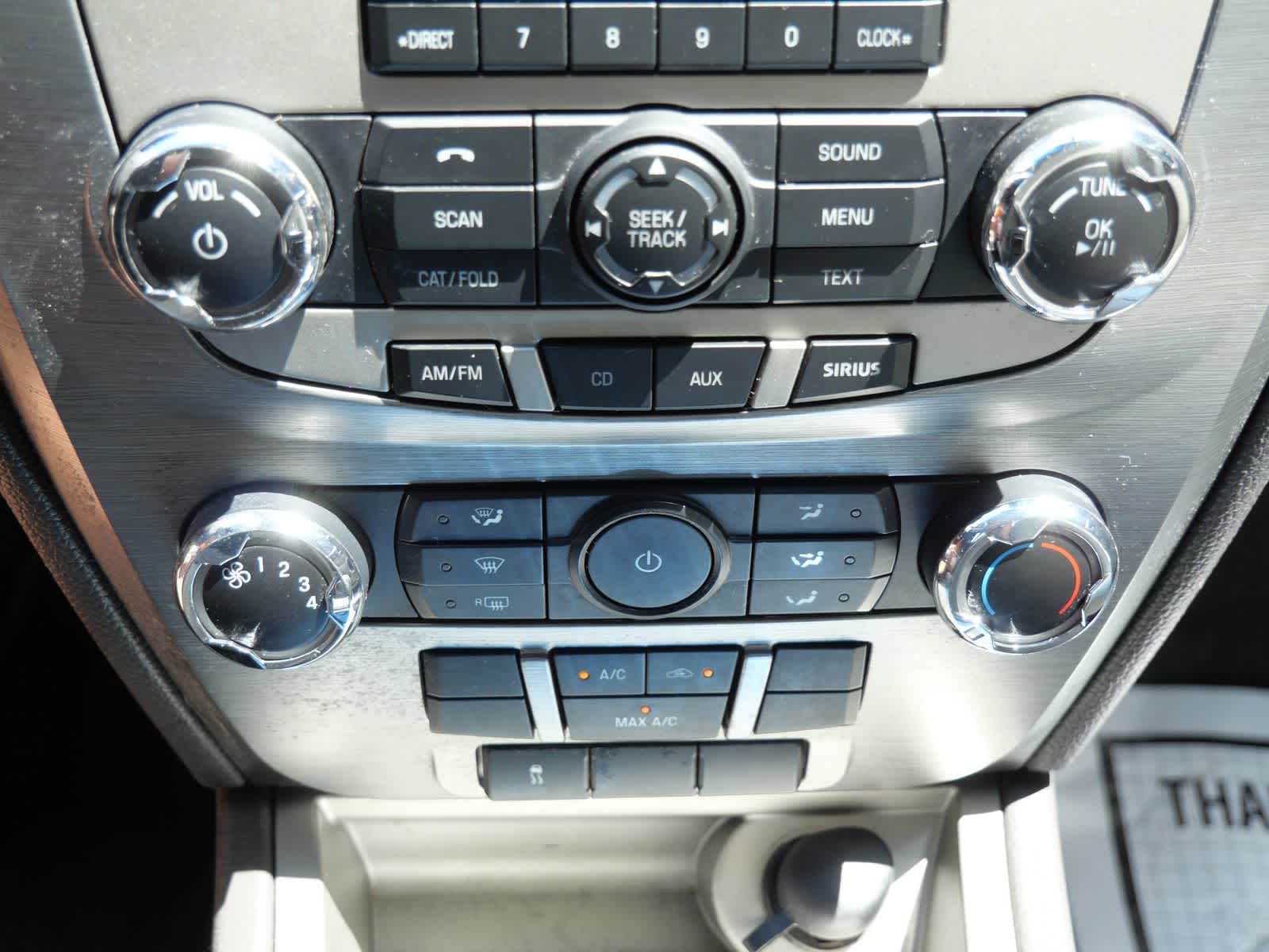 Thumbnail: 2010 Ford Fusion - 17