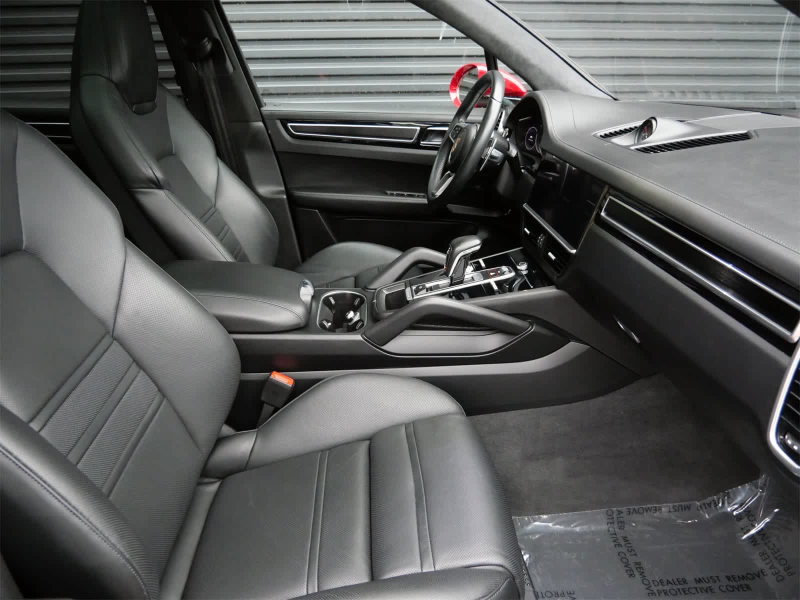 Thumbnail: 2023 Porsche Cayenne - 27