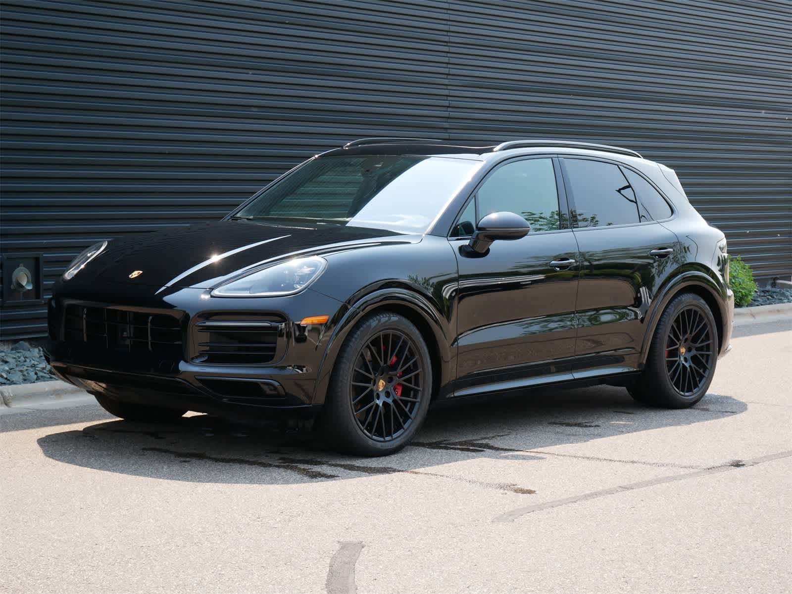 2023 Porsche Cayenne GTS -
                  Saint Paul, MN
