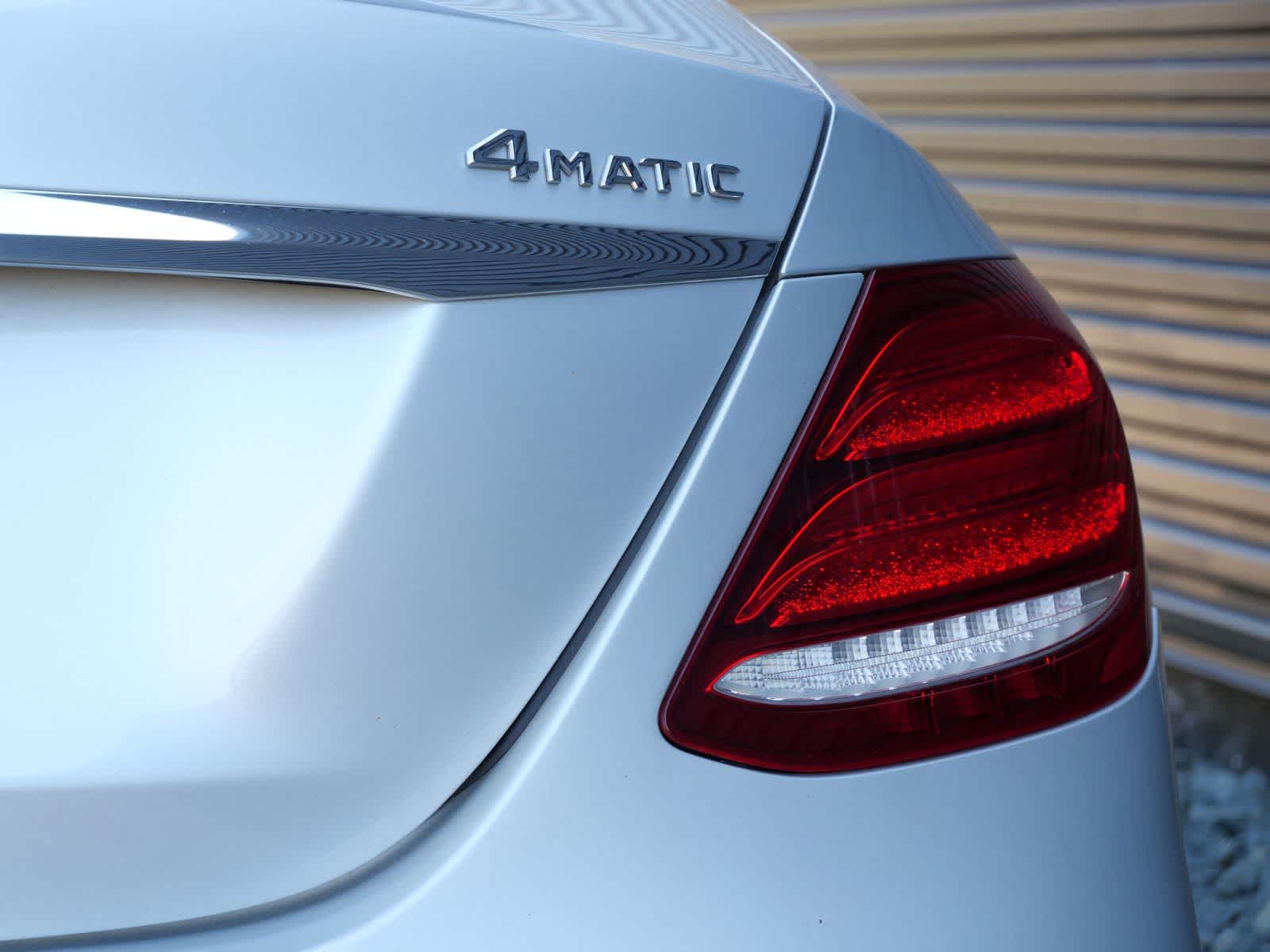 Thumbnail: 2017 Mercedes-Benz E-Class - 8