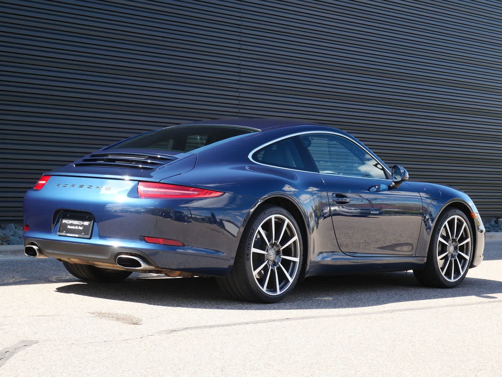 Thumbnail: 2014 Porsche 911 - 25